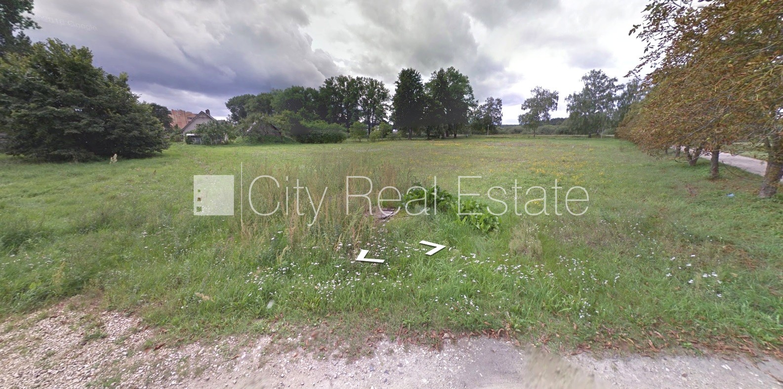 Sludinājumi. Atļauts būvēt vienstāvu ēku, atļauts būvēt divu stāvu ēku, zeme robežojas ar ielu, zeme robežojas Cena: 86940 EUR Foto #3