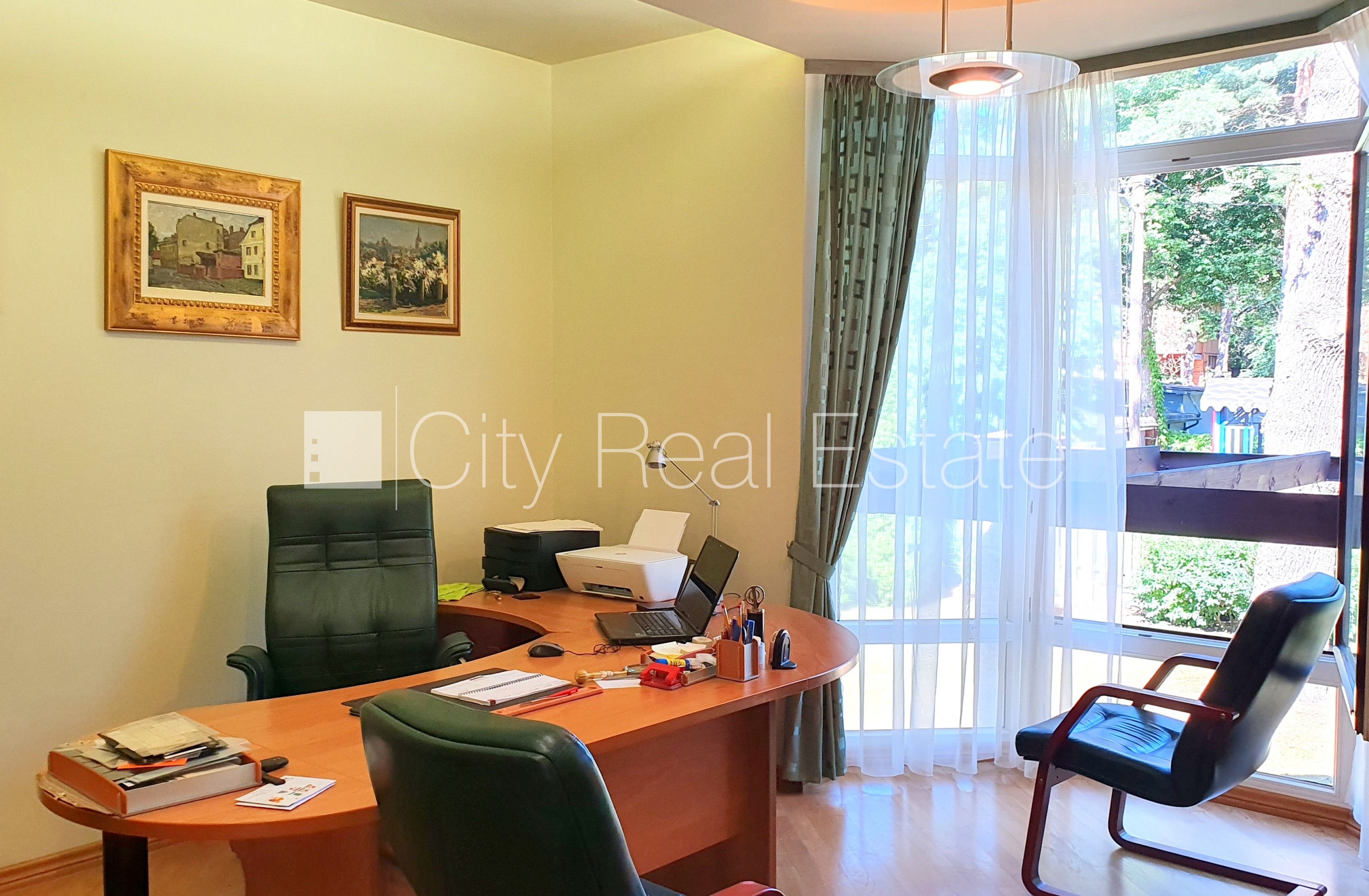 Объявление. Земля в собственности, частный дом, благоустроенная озеленённая территория 1910 м2, гараж на две Цена: 545500 EUR Foto #20