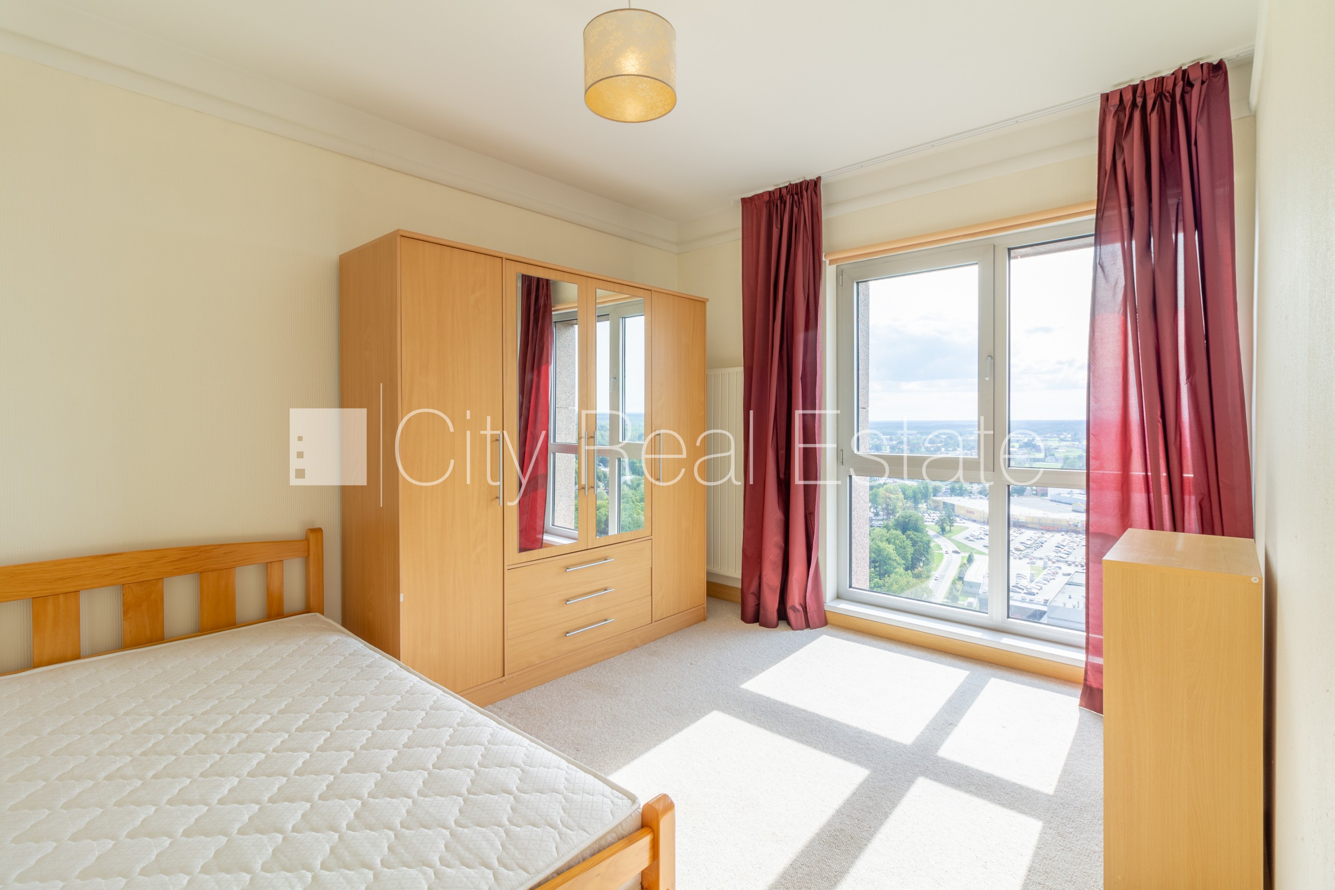 Sludinājumi. Projekts - Panorama Plaza, jaunceltne, iespēja nomāt pazemes autostāvvietu, pagalmā bērnu spēļu Cena: 850 EUR/mēn Foto #9