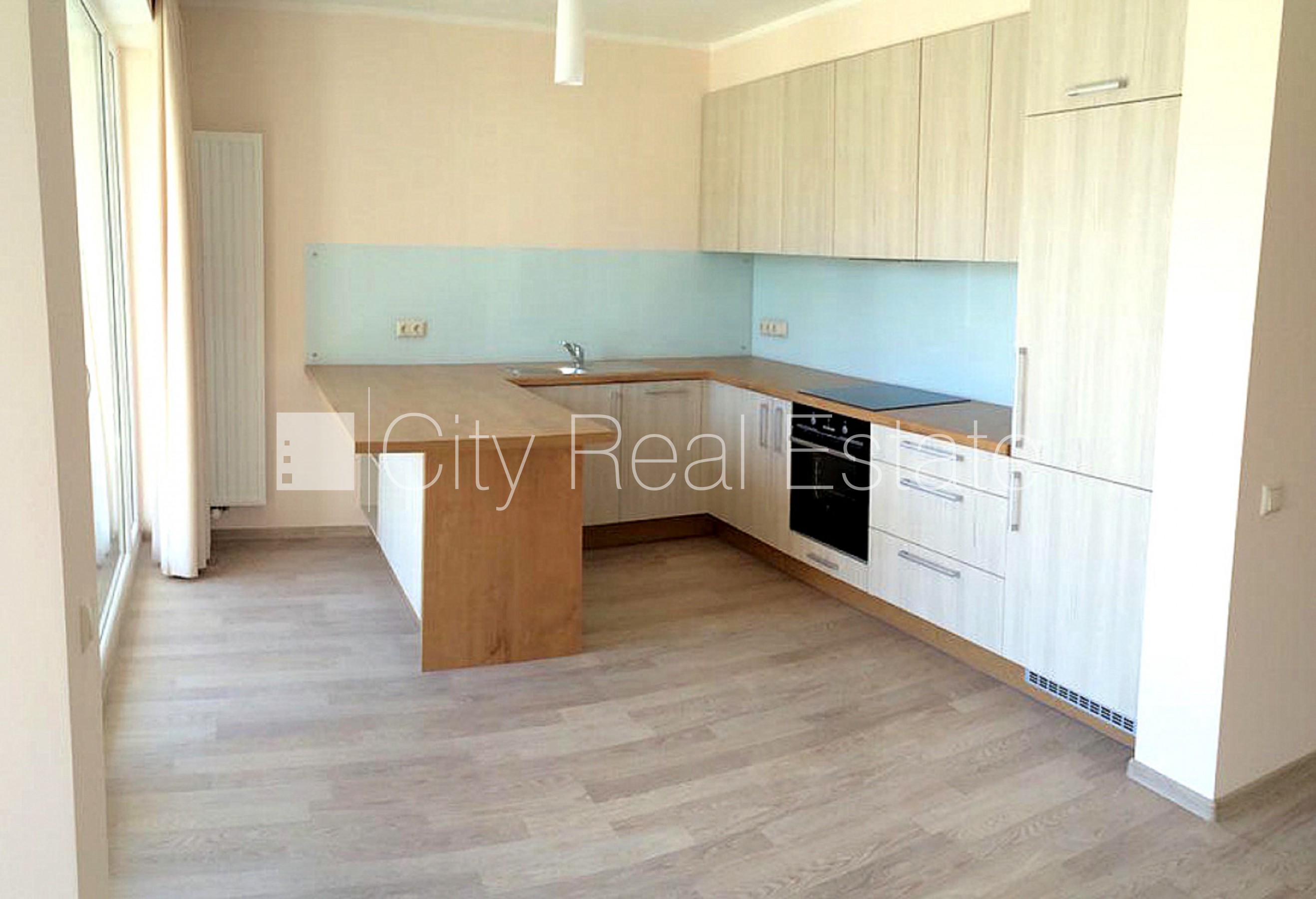 Sludinājumi. Projekts - Saliena, rindu māja, jaunceltne, fasāde ar dekoratīvo apmetumu, gāzbetona bloku sienas Cena: 360000 EUR Foto #6