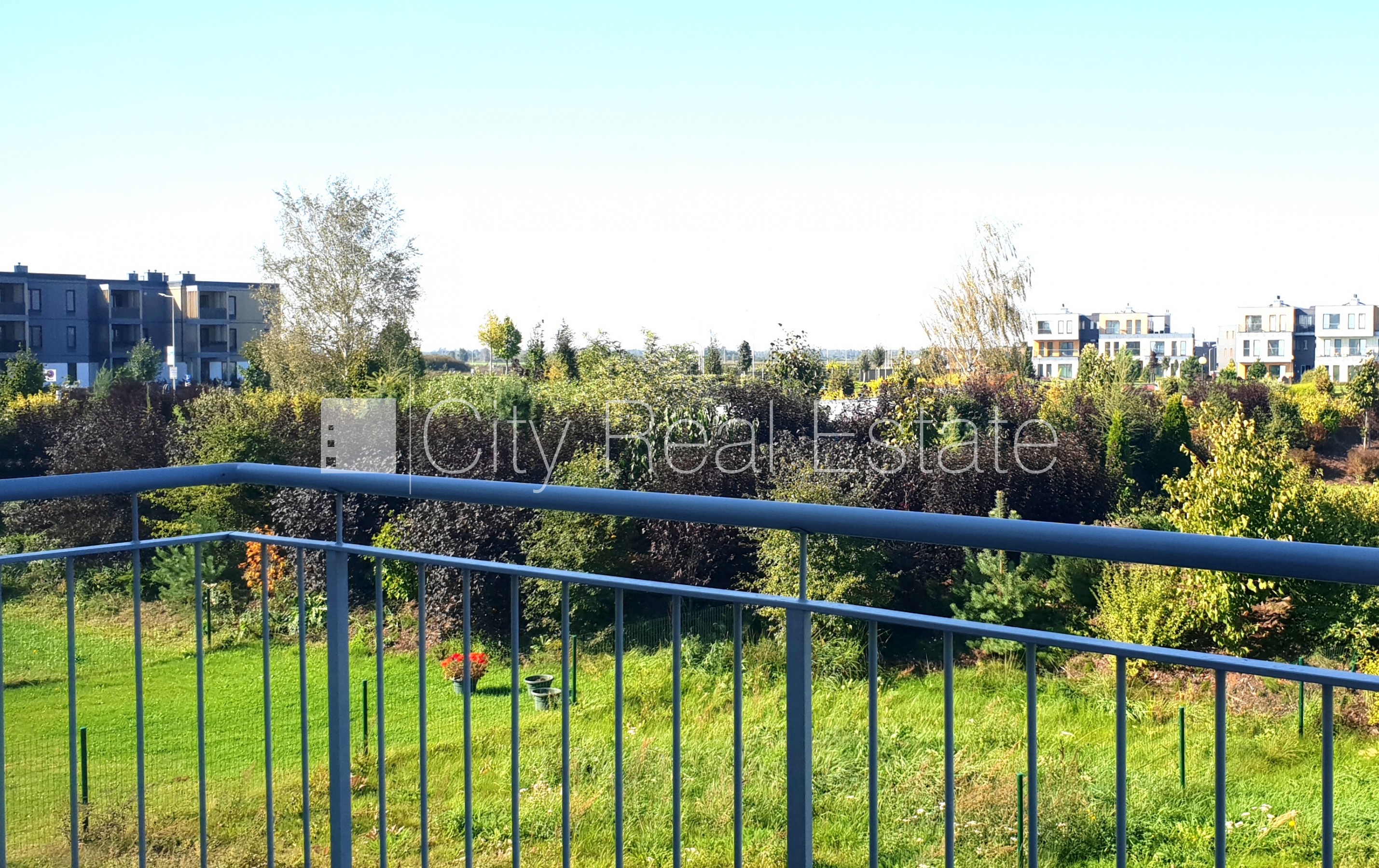 Sludinājumi. Projekts - Saliena, rindu māja, jaunceltne, fasāde ar dekoratīvo apmetumu, gāzbetona bloku sienas Cena: 360000 EUR Foto #14