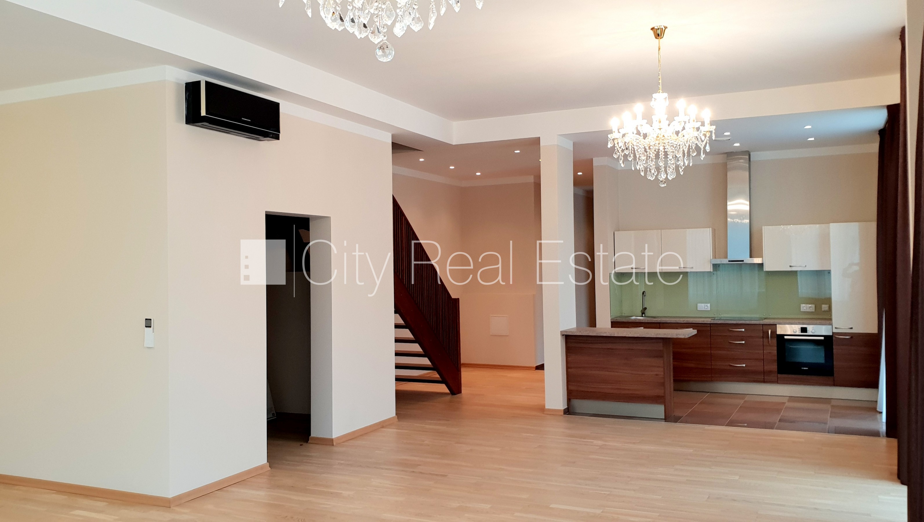 Sludinājumi. Projekts - Eksporta 8, zeme īpašumā, jaunceltne, dzīvokļu skaits ēkā  8 gab., monolīta betona Cena: 550000 EUR Foto #3