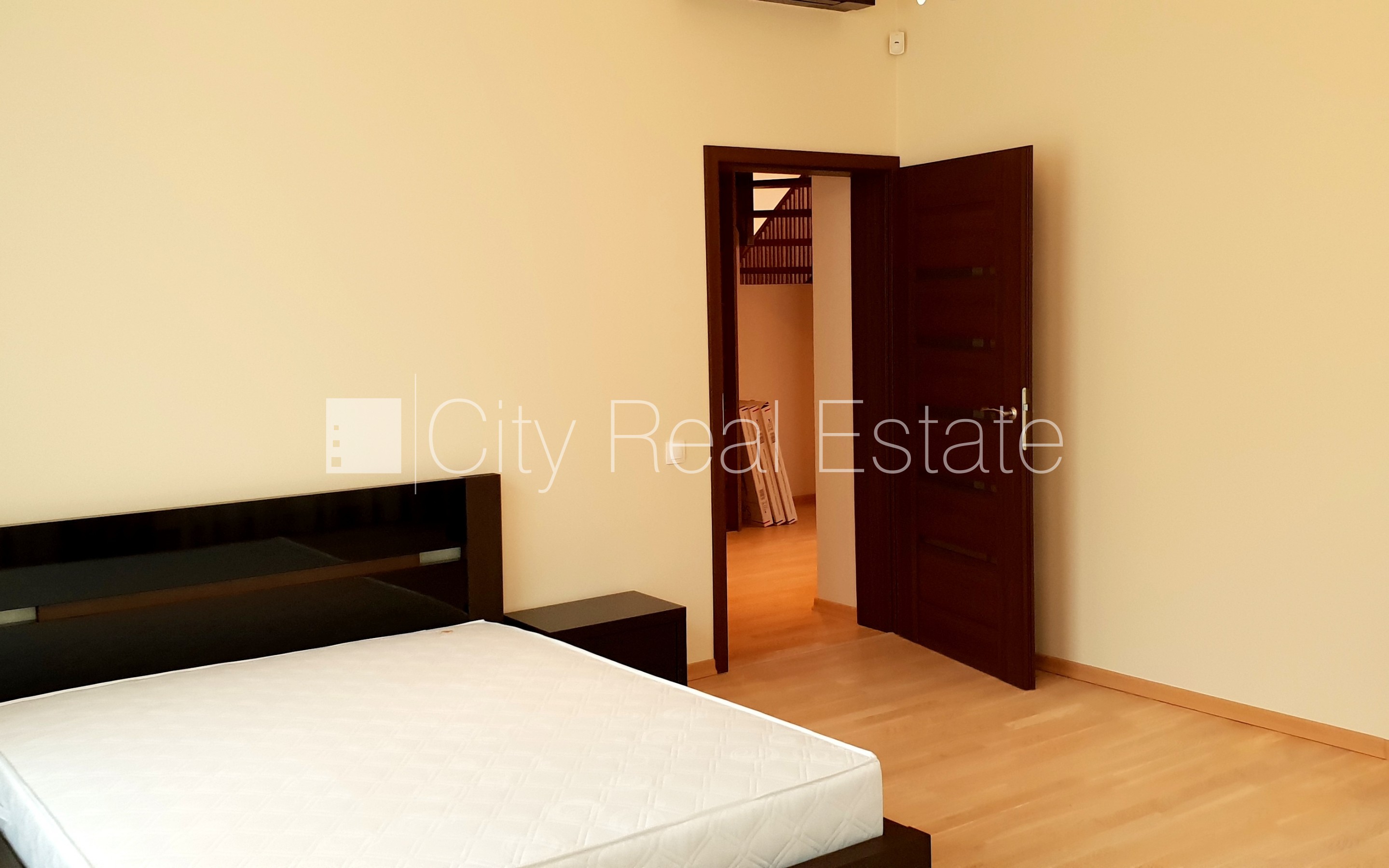 Sludinājumi. Projekts - Eksporta 8, zeme īpašumā, jaunceltne, dzīvokļu skaits ēkā  8 gab., monolīta betona Cena: 550000 EUR Foto #13