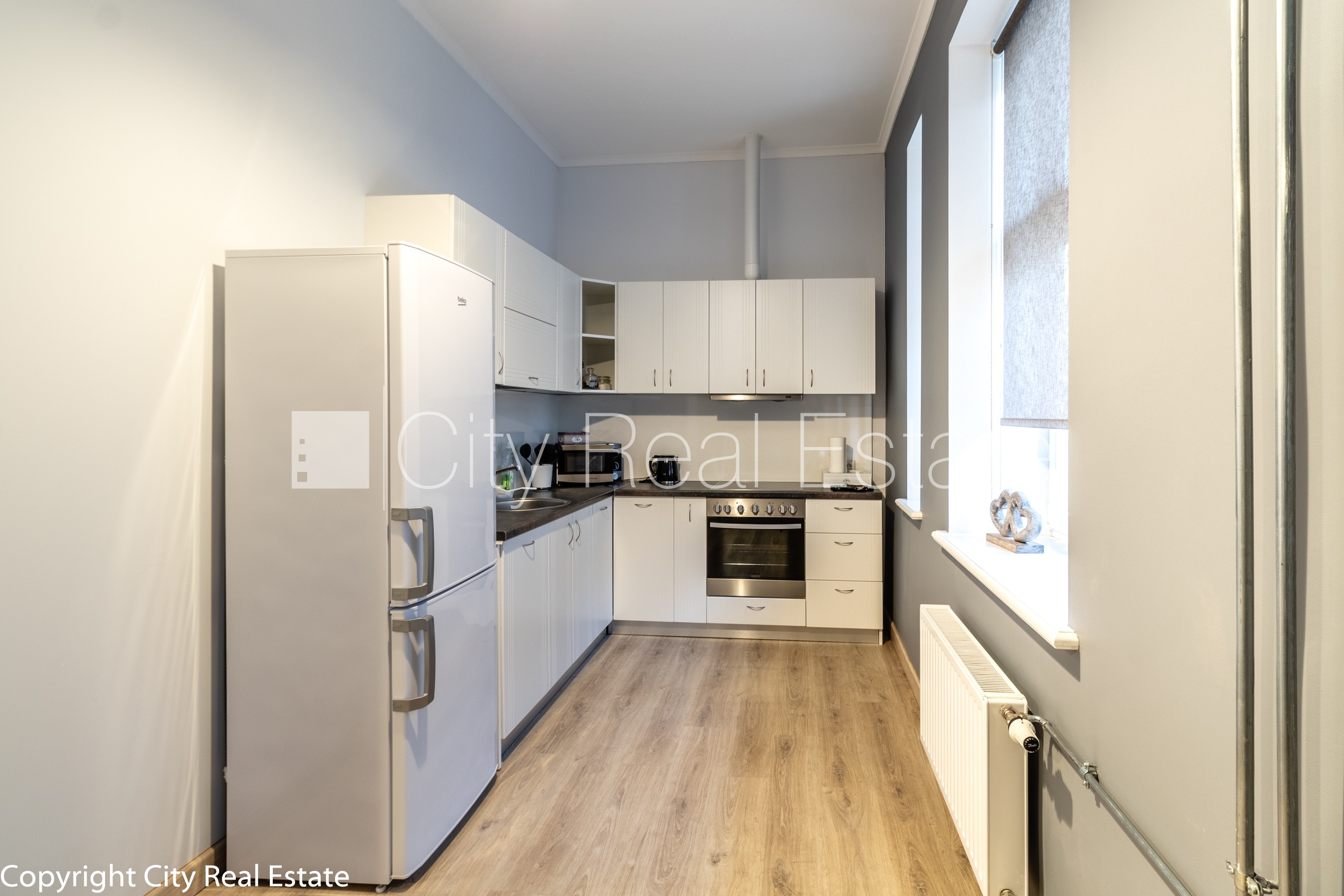 Sludinājumi. Renovēta māja, slēgts pagalms, ieeja no ielas, kāpņu telpa pēc kapitālā remonta, istabas izolētas, Cena: 800 EUR/mēn Foto #11