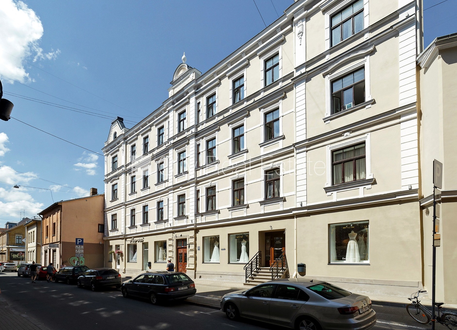 Sludinājumi. Renovēta māja, slēgts pagalms, ieeja no ielas, kāpņu telpa pēc kapitālā remonta, istabas izolētas, Cena: 800 EUR/mēn Foto #16