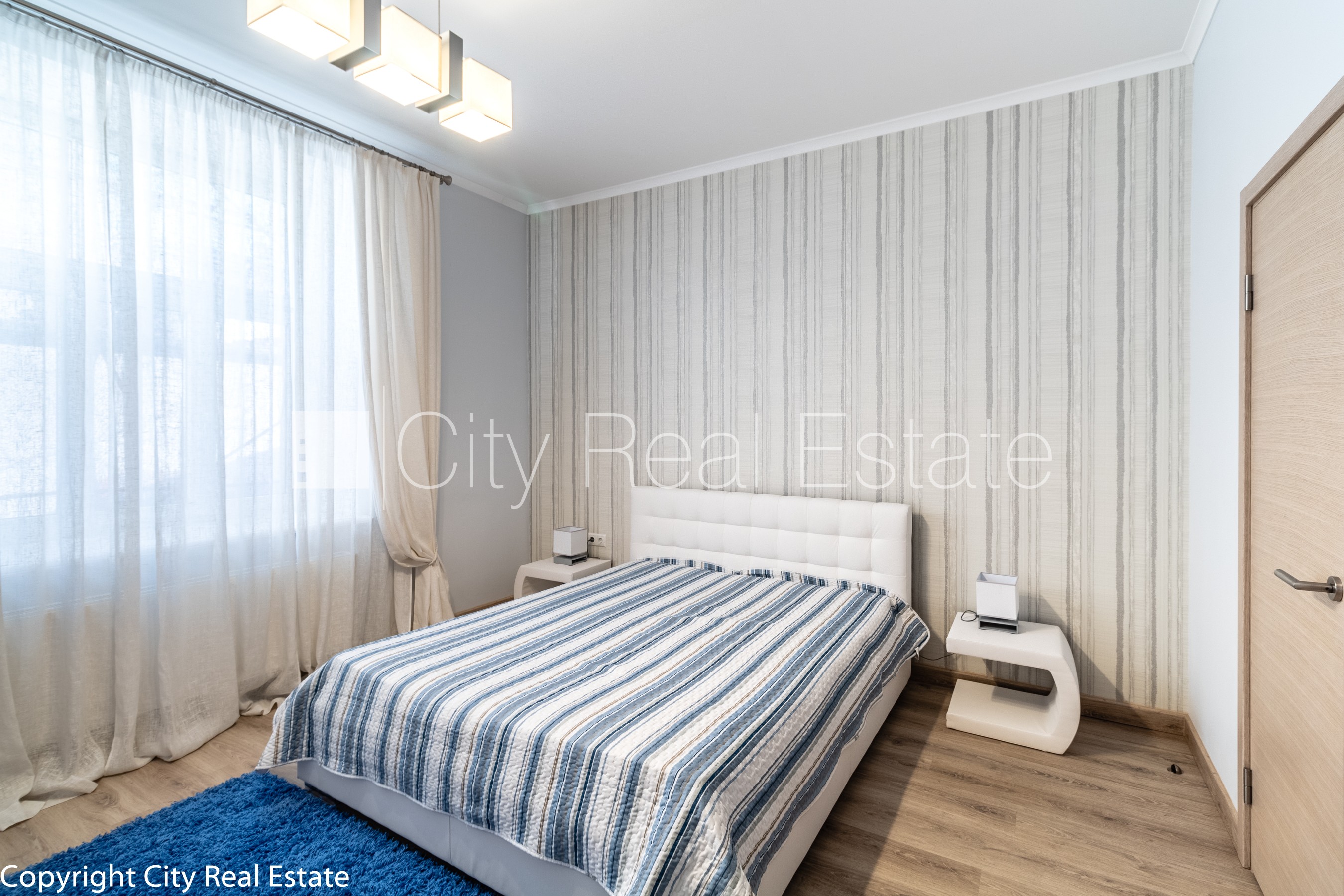 Sludinājumi. Renovēta māja, slēgts pagalms, ieeja no ielas, kāpņu telpa pēc kapitālā remonta, istabas izolētas, Cena: 800 EUR/mēn Foto #5