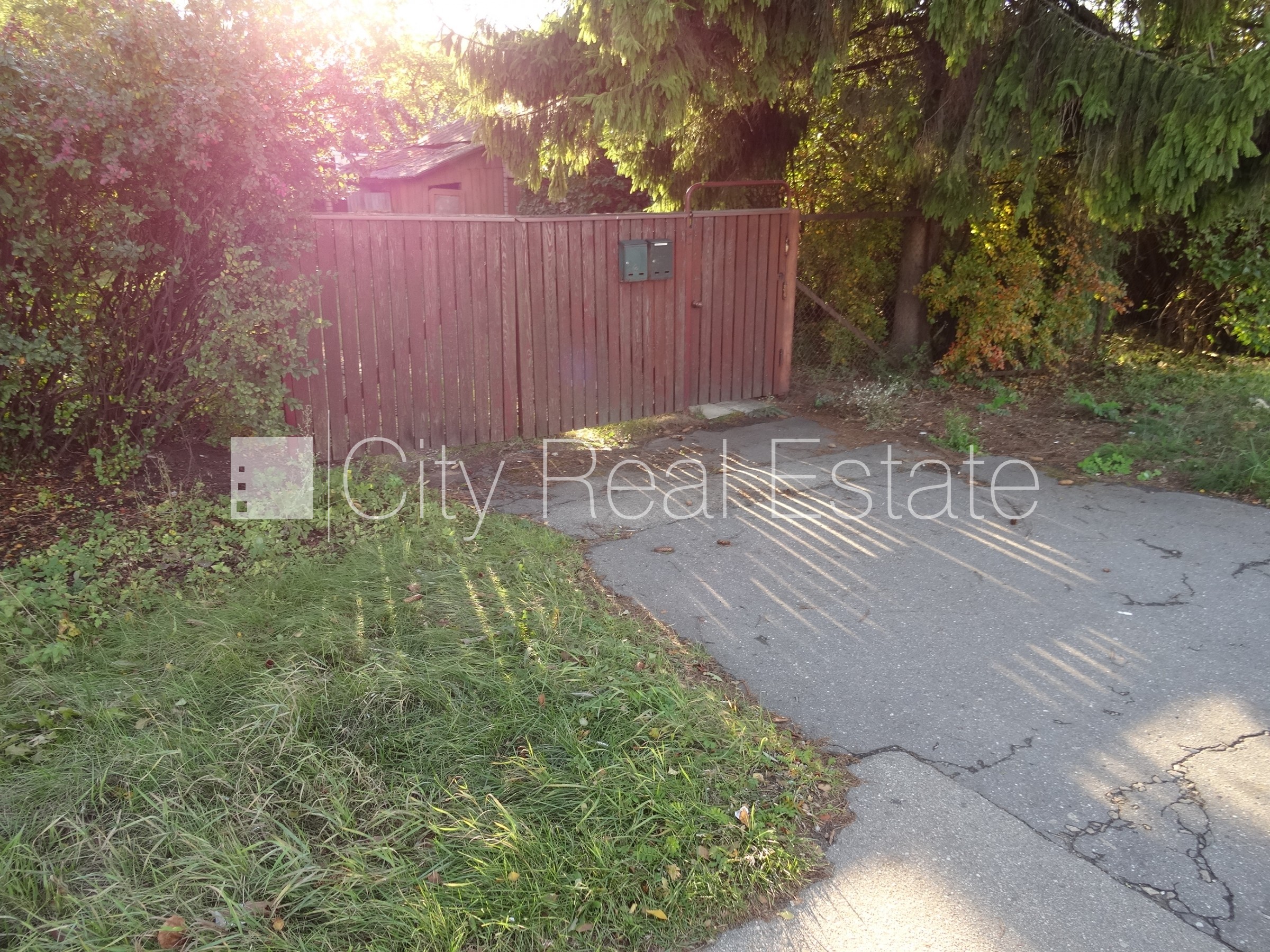 Sludinājumi. Fasādes māja, ķieģeļu mūra sienas, ieeja no ielas, mājā pieslēgta 3 fāžu elektroenerģijas jauda, Cena: 170000 EUR Foto #13