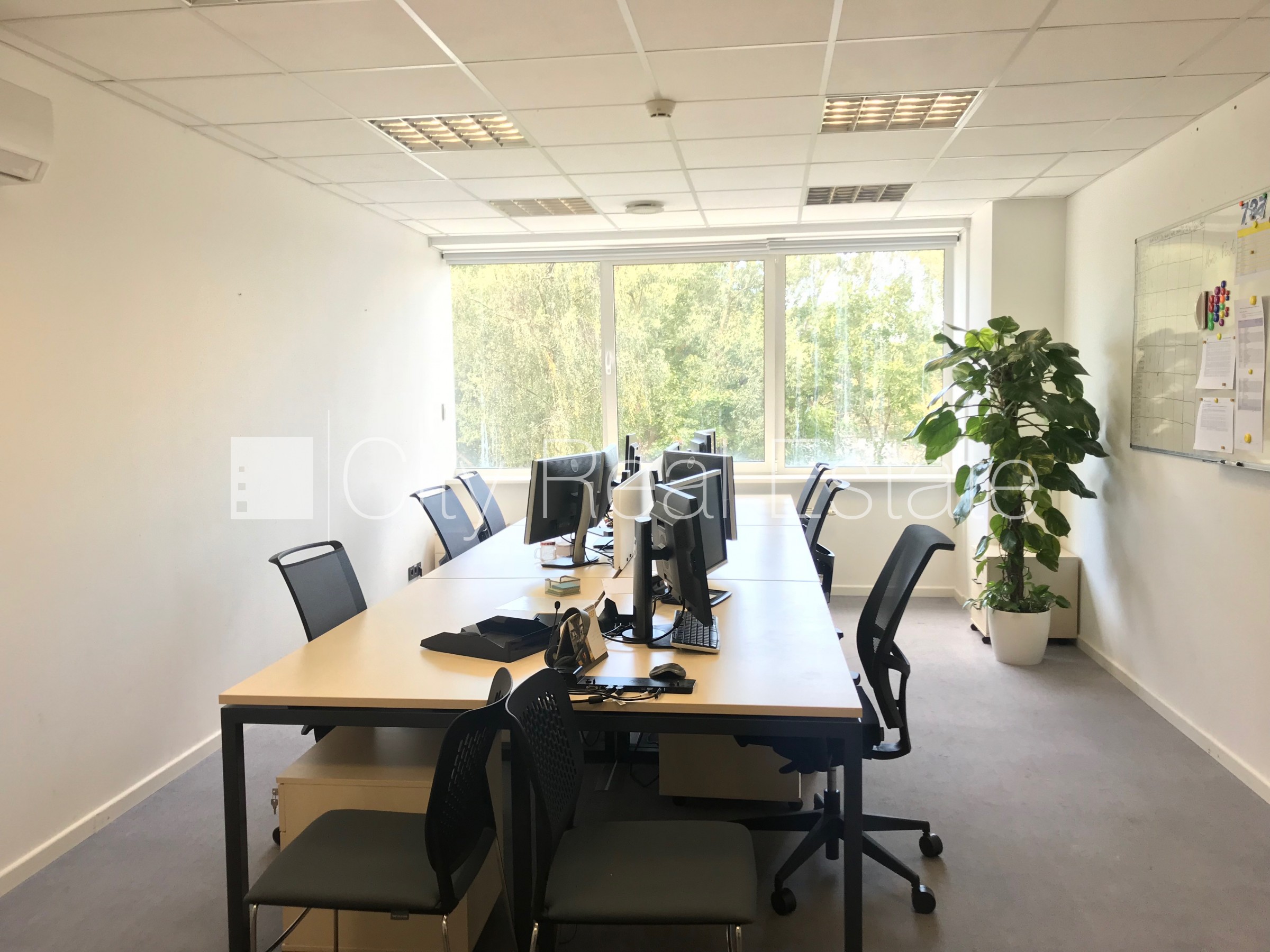 Sludinājumi. Jaunceltne, fasādes māja, viena kvadrātmetra apsaimniekošanas maksa mēnesī  2 EUR, labiekārtota Cena: 1305 EUR/mēn Foto #11