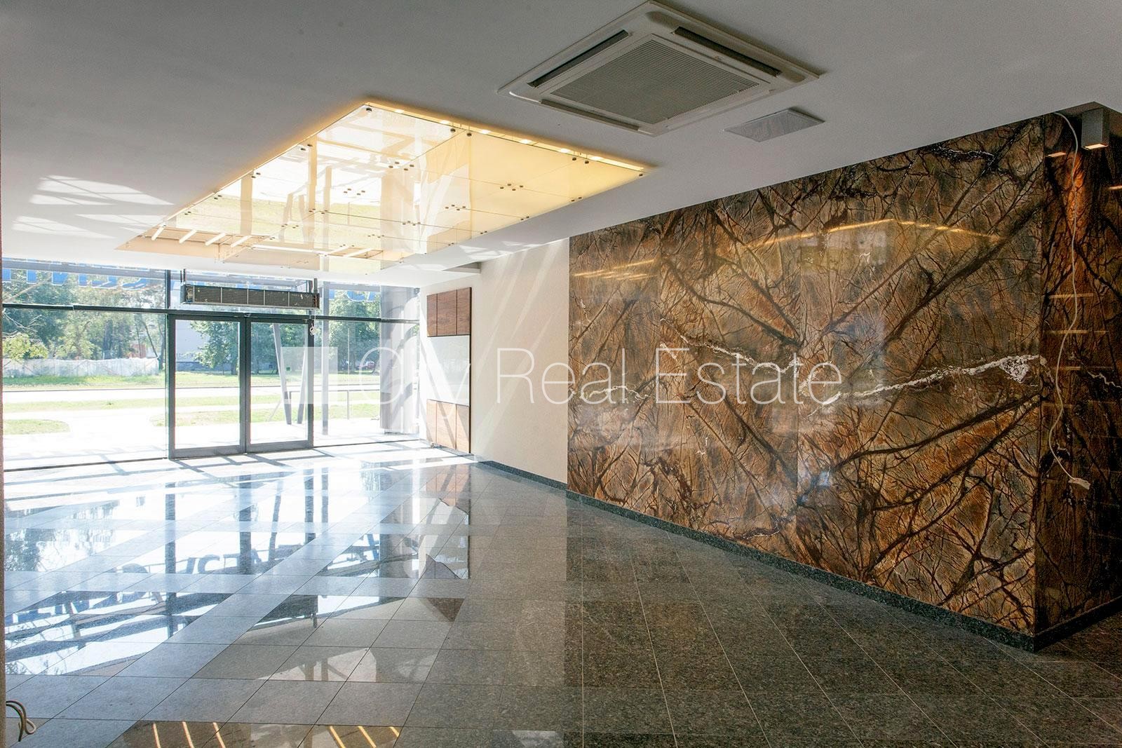 Sludinājumi. Jaunceltne, fasādes māja, viena kvadrātmetra apsaimniekošanas maksa mēnesī  2 EUR, labiekārtota Cena: 1305 EUR/mēn Foto #19