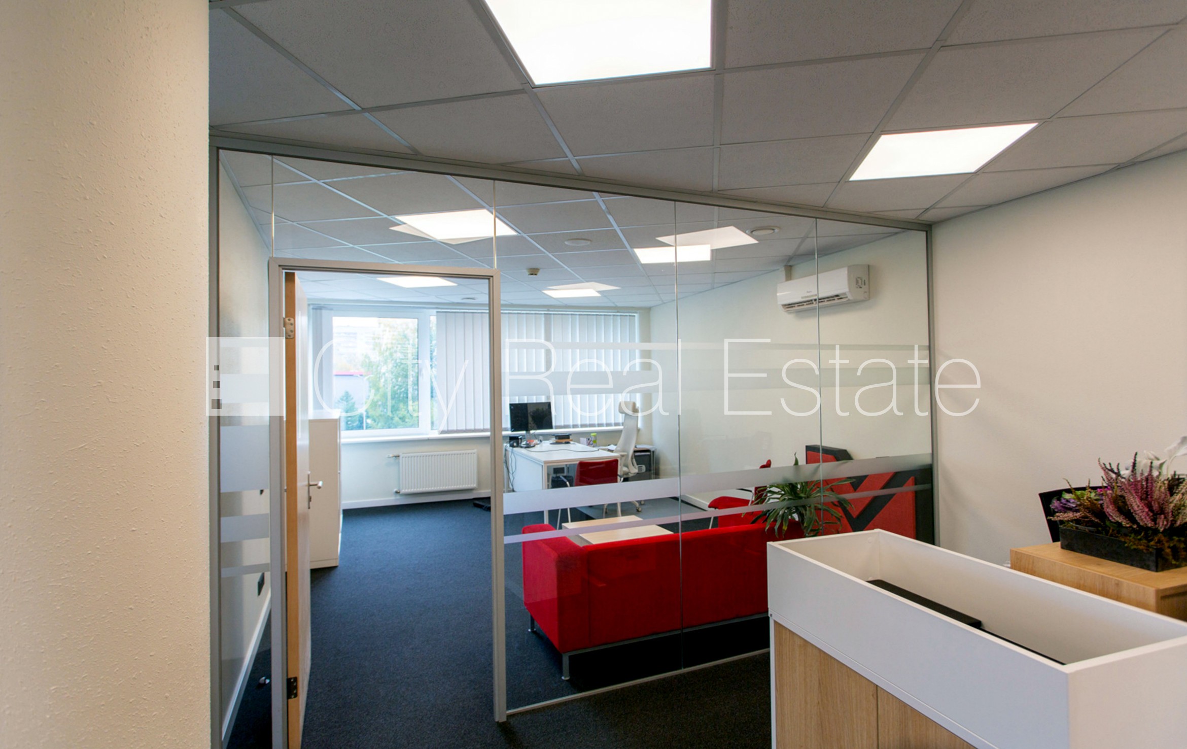 Sludinājumi. Jaunceltne, fasādes māja, viena kvadrātmetra apsaimniekošanas maksa mēnesī  2 EUR, labiekārtota Cena: 1305 EUR/mēn Foto #6