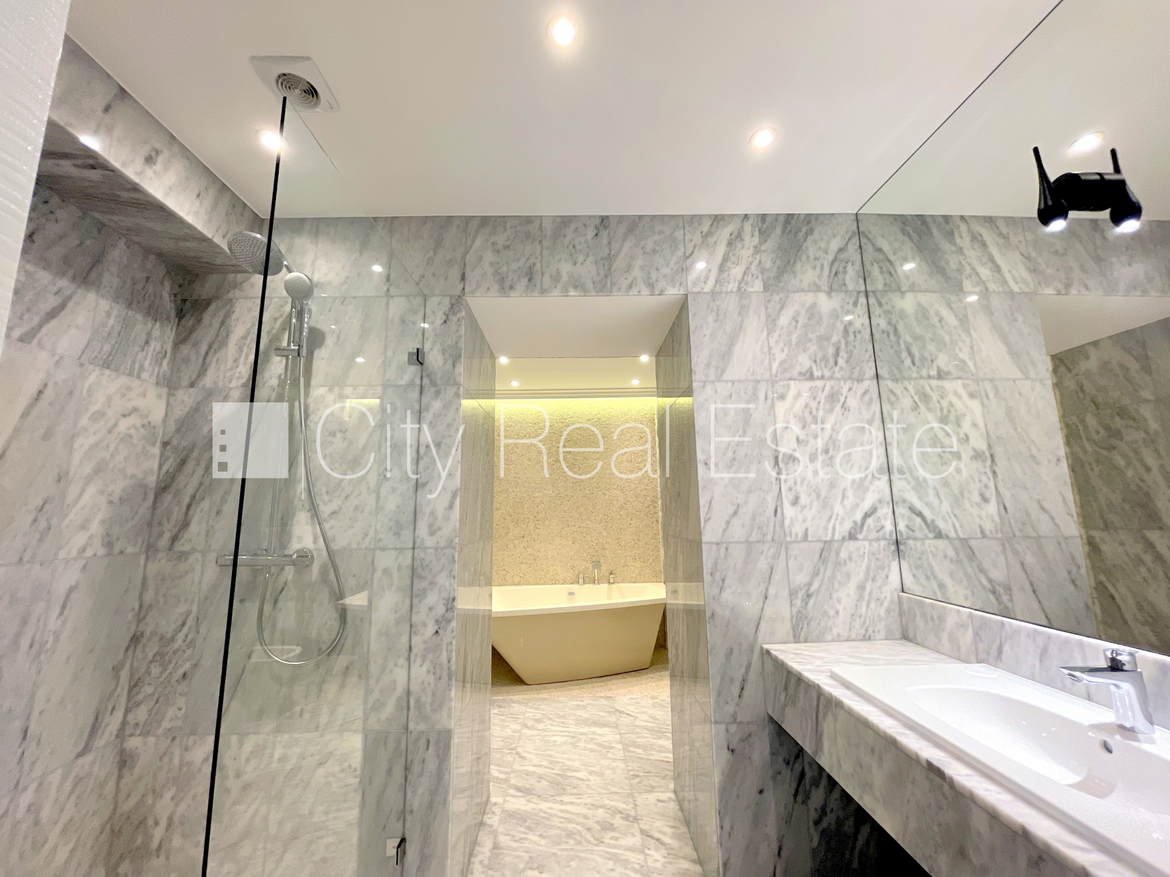 Sludinājumi. Jaunceltne, pagalma ēka, energo efektīva māja, ieeja no pagalma, puspagrabs, ir lifts, logi vērsti Cena: 380660 EUR Foto #14