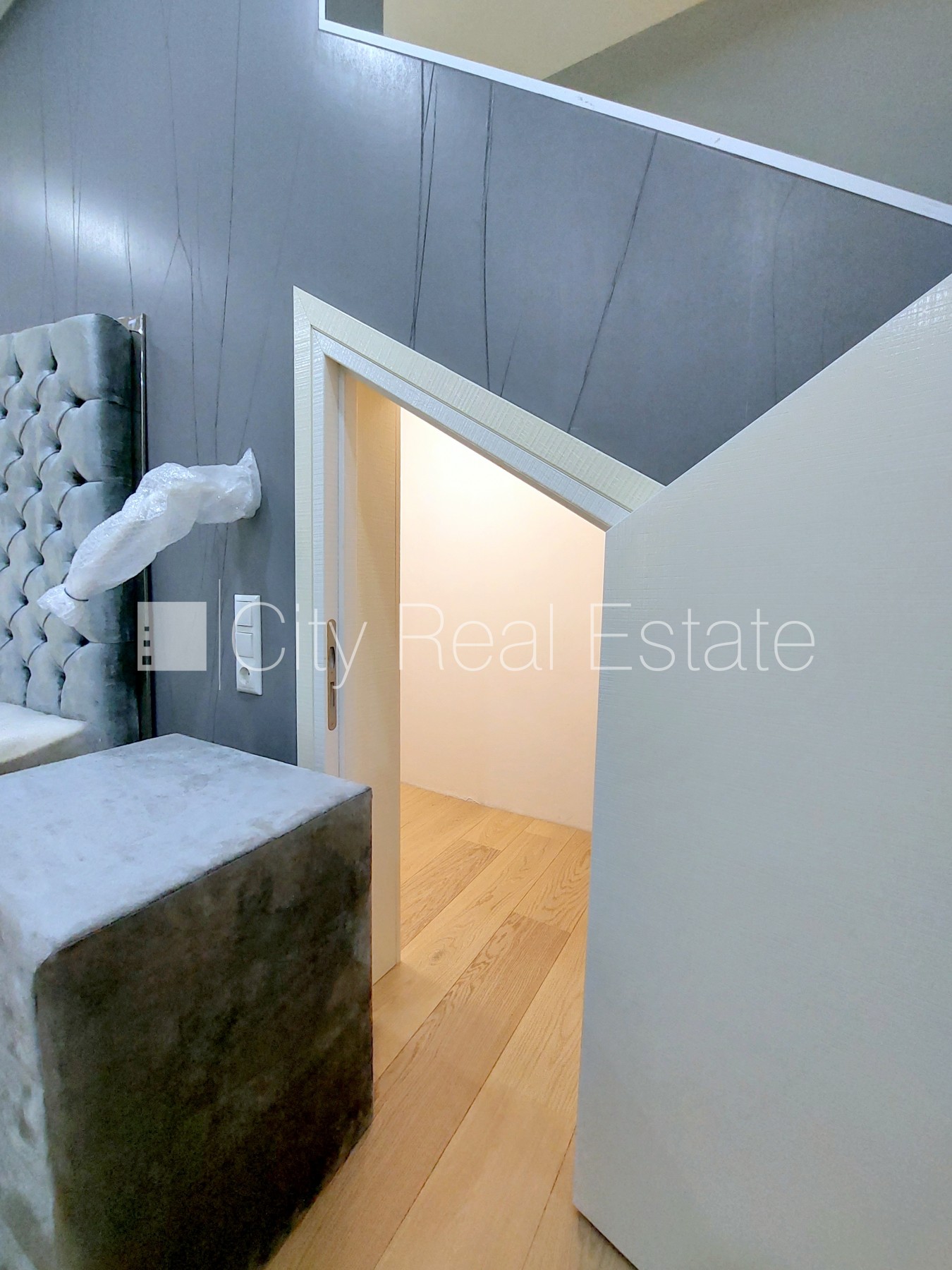 Sludinājumi. Jaunceltne, pagalma ēka, energo efektīva māja, ieeja no pagalma, puspagrabs, ir lifts, logi vērsti Cena: 380660 EUR Foto #19