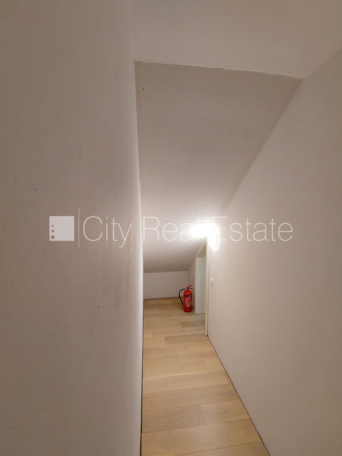 Sludinājumi. Jaunceltne, pagalma ēka, energo efektīva māja, ieeja no pagalma, puspagrabs, ir lifts, logi vērsti Cena: 380660 EUR Foto #10