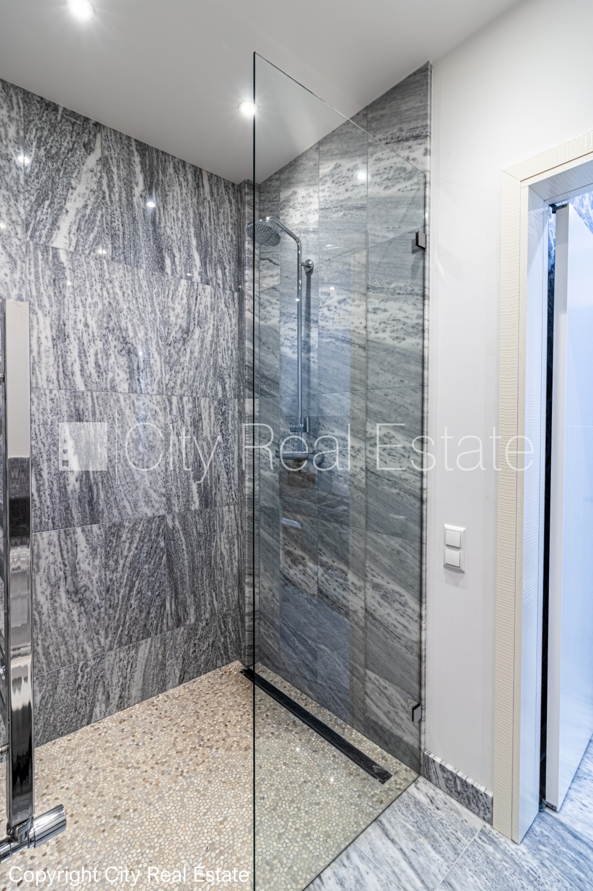 Sludinājumi. Jaunceltne, pagalma ēka, energo efektīva māja, ieeja no pagalma, puspagrabs, ir lifts, logi vērsti Cena: 380660 EUR Foto #13