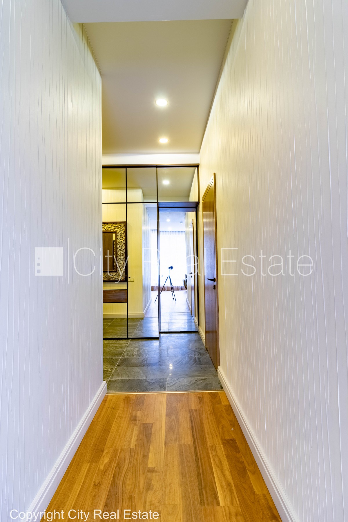 Sludinājumi. Jaunceltne, fasādes māja, slēgts pagalms, ieeja no pagalma, ir lifts, balkons 1,8 m2, terase 32,30 Cena: 1750 EUR/mēn Foto #10