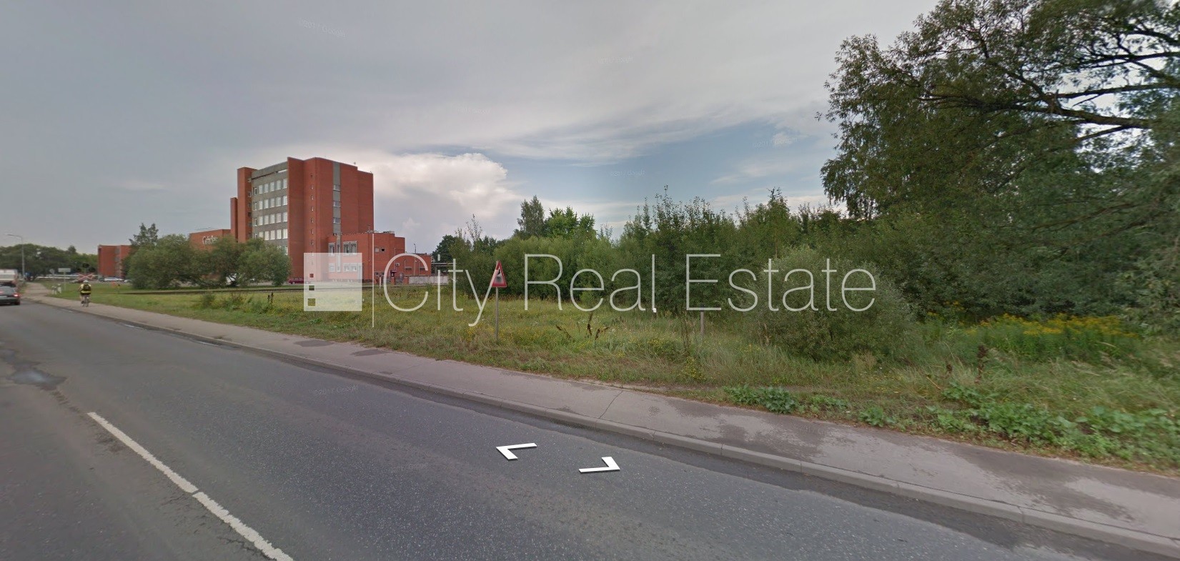 Объявление. Земля предусмотрена для коммерческой застройки , земля граничит с грунтовой дорогой, земля граничит Цена: 90000 EUR Foto #7