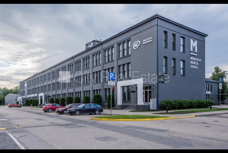 Sludinājumi. Renovēta māja, viena kvadrātmetra apsaimniekošanas maksa mēnesī  2,2 EUR, slēgta teritorija, vieta Cena: 225 EUR/mēn Foto #4