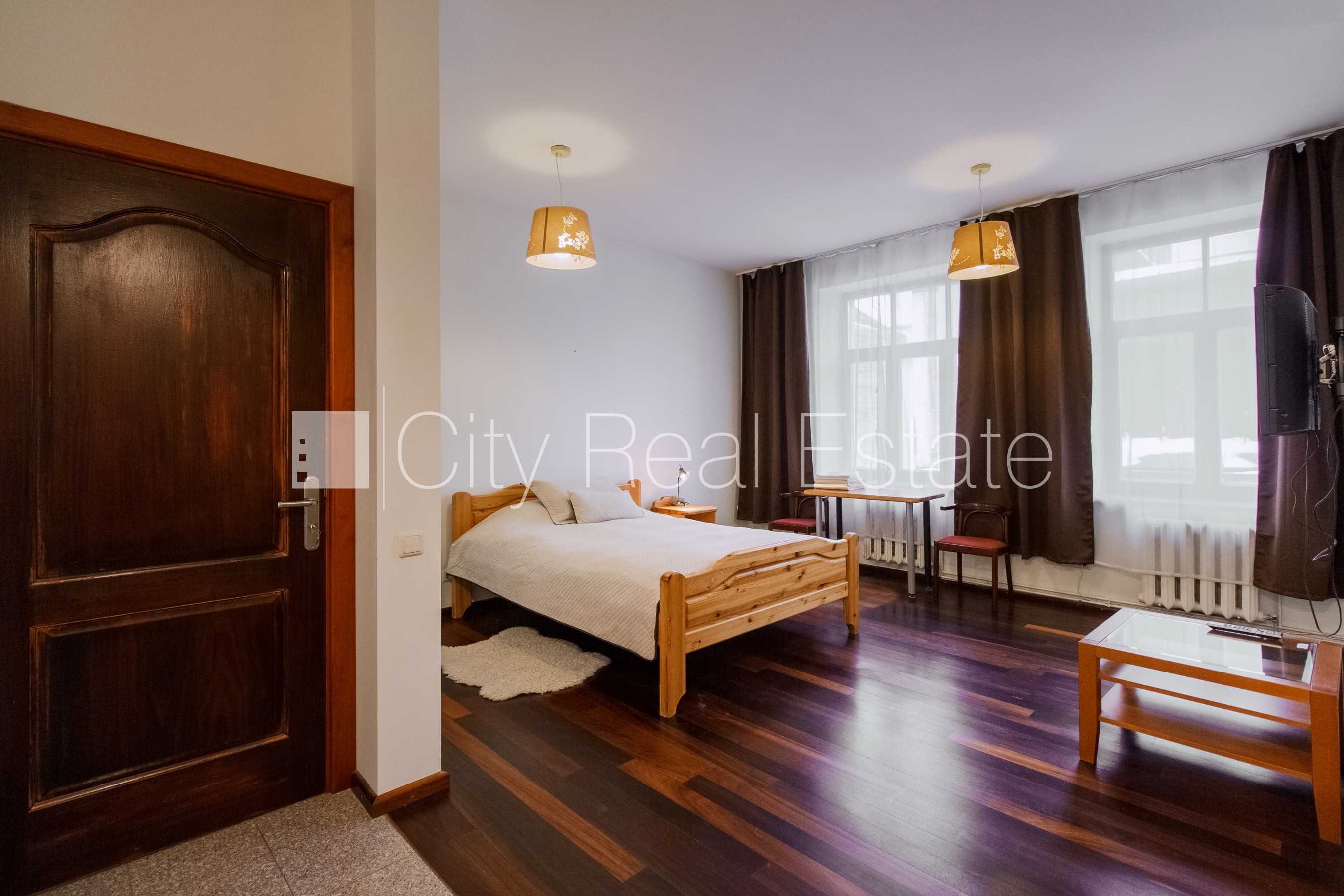 Sludinājumi. Šo dzīvokli izīrē pa diennaktīm (īstermiņa īre), īres cena sludinājumā norādīta par vienu diennakts Cena: 45 EUR/mēn Foto #3