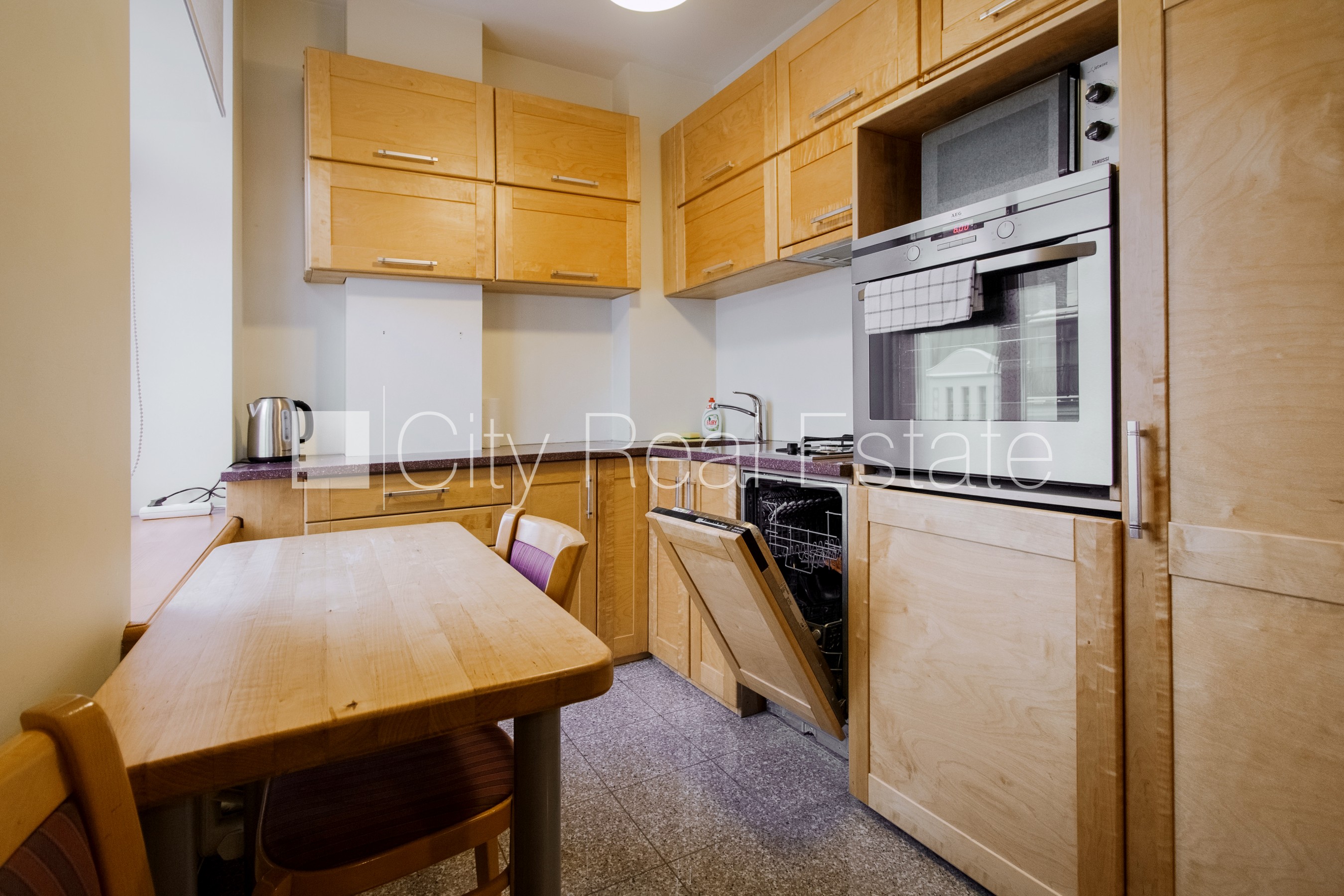 Sludinājumi. Šo dzīvokli izīrē pa diennaktīm (īstermiņa īre), īres cena sludinājumā norādīta par vienu diennakts Cena: 45 EUR/mēn Foto #12