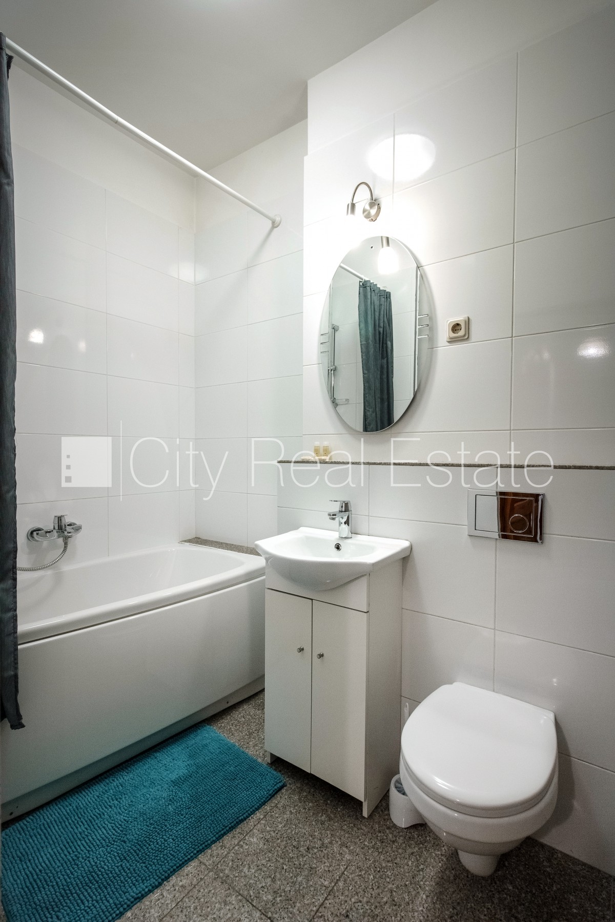 Sludinājumi. Šo dzīvokli izīrē pa diennaktīm (īstermiņa īre), īres cena sludinājumā norādīta par vienu diennakts Cena: 45 EUR/mēn Foto #21