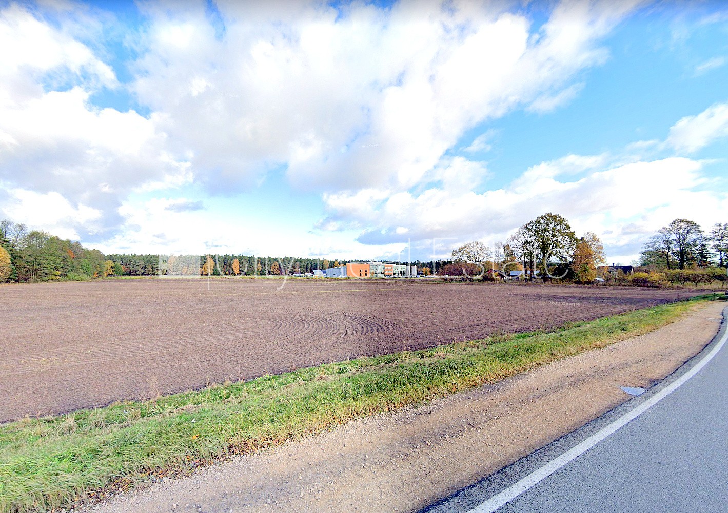 Sludinājumi. Saskaņā ar aktuālo pilsētas teritorijas atļauto izmantošanas plānu: jauktas ražošanas un darījumu Cena: 490000 EUR Foto #13