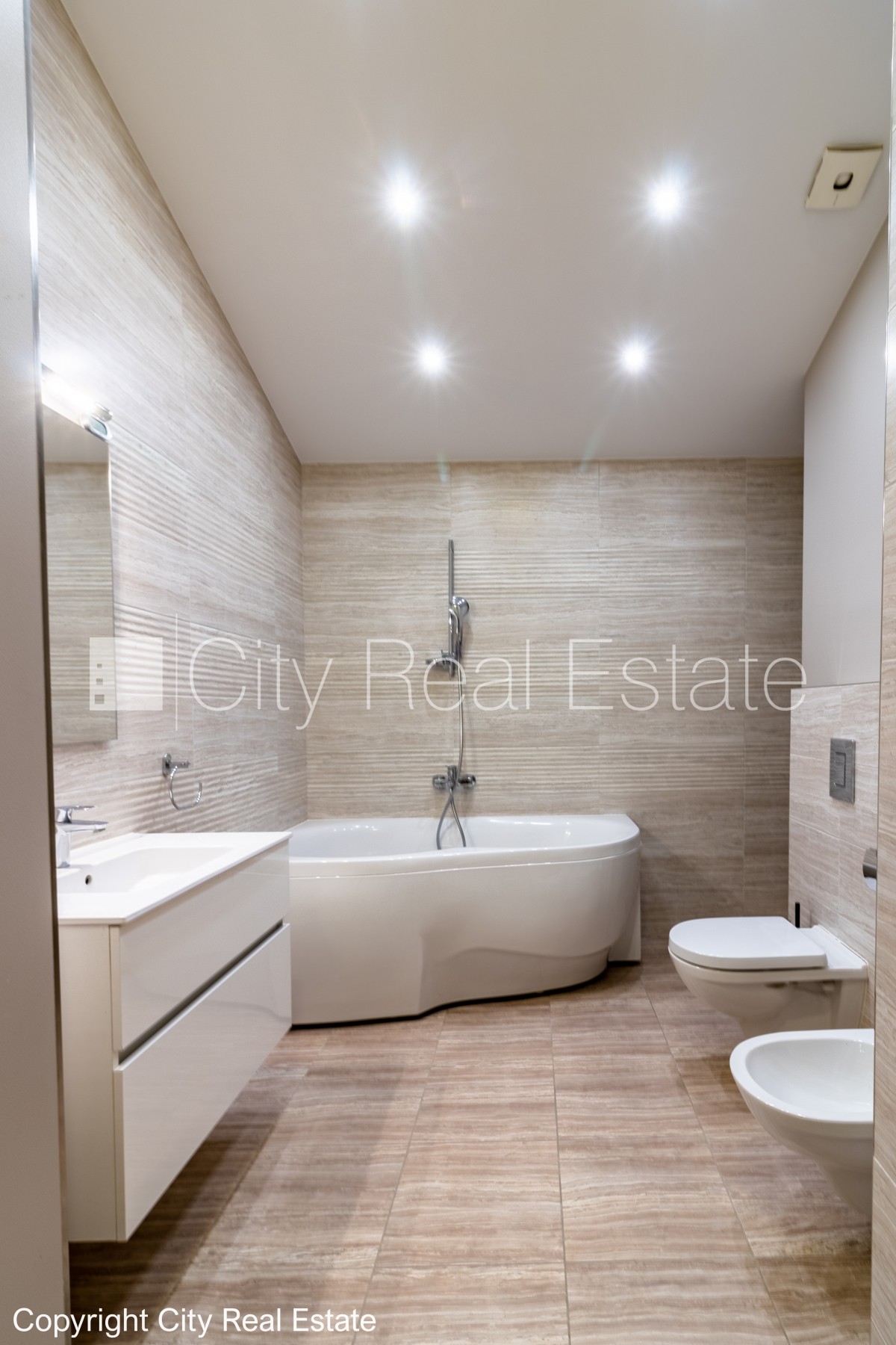 Sludinājumi. Projekts - Rīdzenes Rezidence, jaunceltne, fasādes māja, bruģēts piebraucamais ceļš, slēgts Cena: 799000 EUR Foto #19