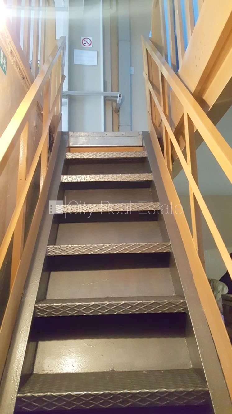 Sludinājumi. Zeme īpašumā, fasādes māja, metāla jumta segums, fasāde ar dekoratīvo apmetumu, pagrabstāvā Cena: 210000 EUR Foto #12