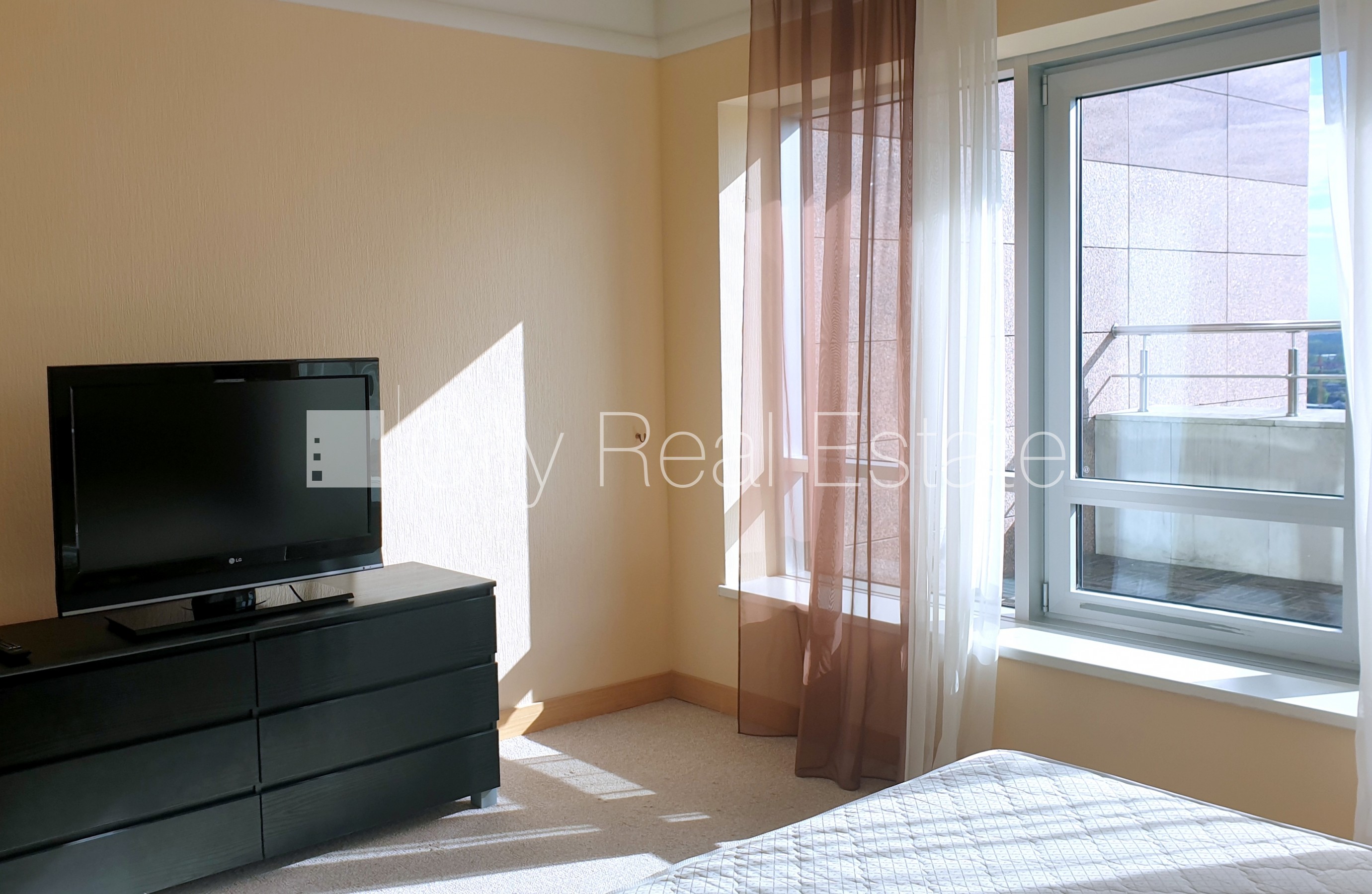 Sludinājumi. Projekts - Panorama Plaza, jaunceltne, pagalma māja, par terases platību apsaimniekošanas maksa nav Cena: 1500 EUR/mēn Foto #9