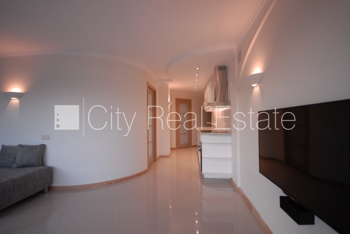 Sludinājumi. Jaunceltne, pagalma ēka, labiekārtota apzaļumota teritorija, labiekārtots apzaļumots pagalms, Cena: 950 EUR/mēn Foto #6