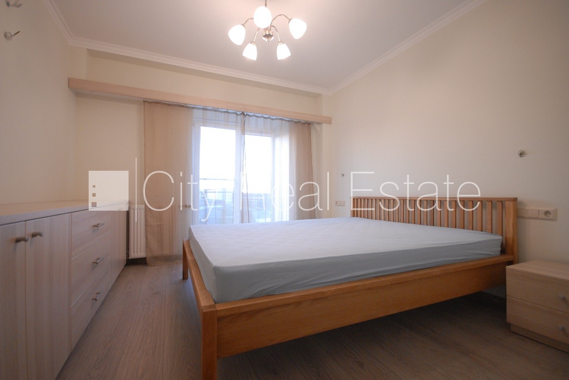 Sludinājumi. Jaunceltne, pagalma ēka, labiekārtota apzaļumota teritorija, labiekārtots apzaļumots pagalms, Cena: 950 EUR/mēn Foto #8