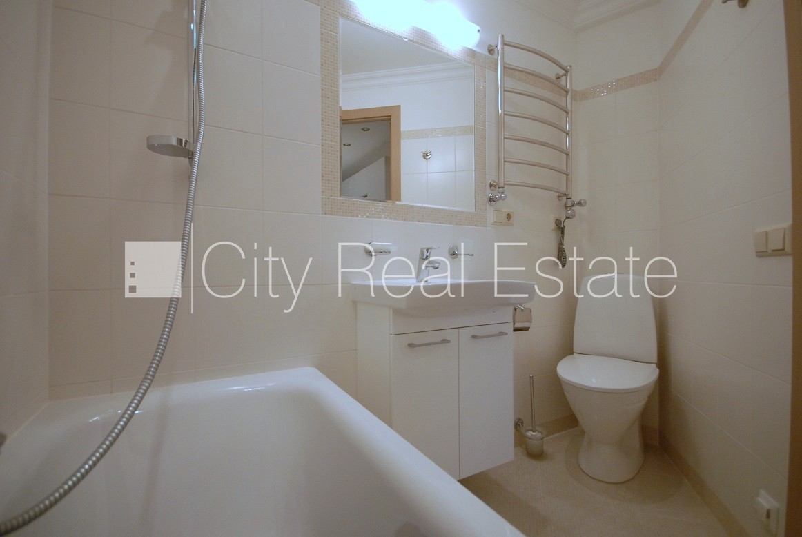 Sludinājumi. Jaunceltne, pagalma ēka, labiekārtota apzaļumota teritorija, labiekārtots apzaļumots pagalms, Cena: 950 EUR/mēn Foto #15