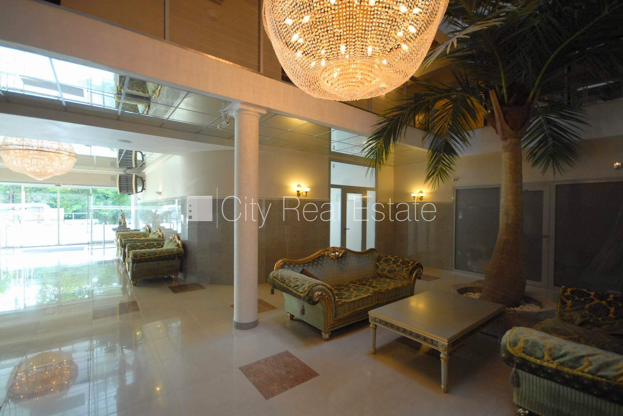 Sludinājumi. Jaunceltne, pagalma ēka, labiekārtota apzaļumota teritorija, labiekārtots apzaļumots pagalms, Cena: 950 EUR/mēn Foto #16