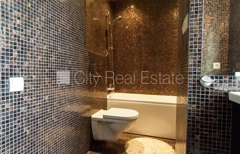 Объявление. Новостройка, возможность аренды парковки, лифт, количество спален 1 шт., одна изолированная Цена: 800 EUR/мес. Foto #6