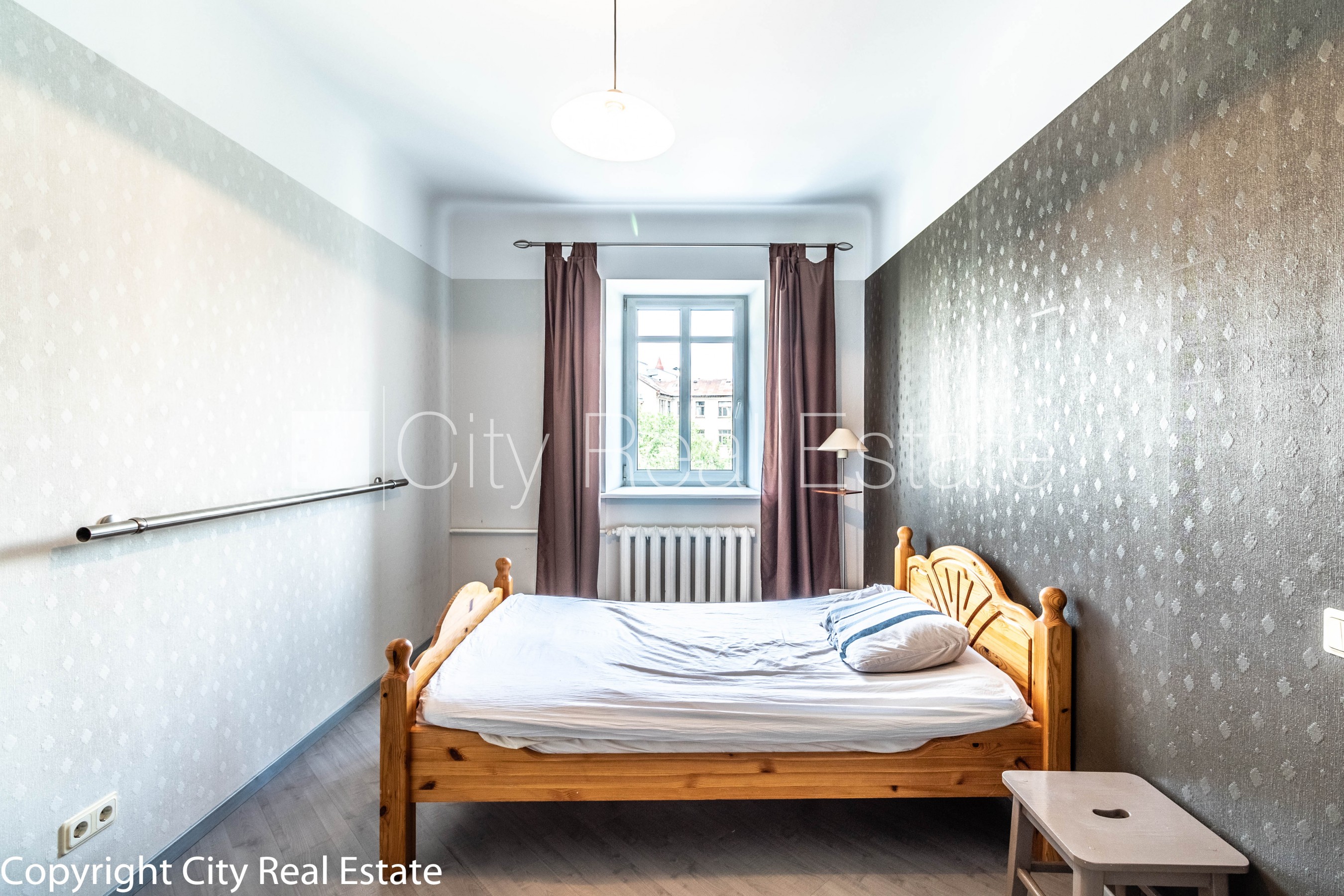 Sludinājumi. Fasādes māja, renovēta māja, slēgts pagalms, ieeja no ielas, kāpņu telpa pēc kosmētiskā remonta, Cena: 470 EUR/mēn Foto #9