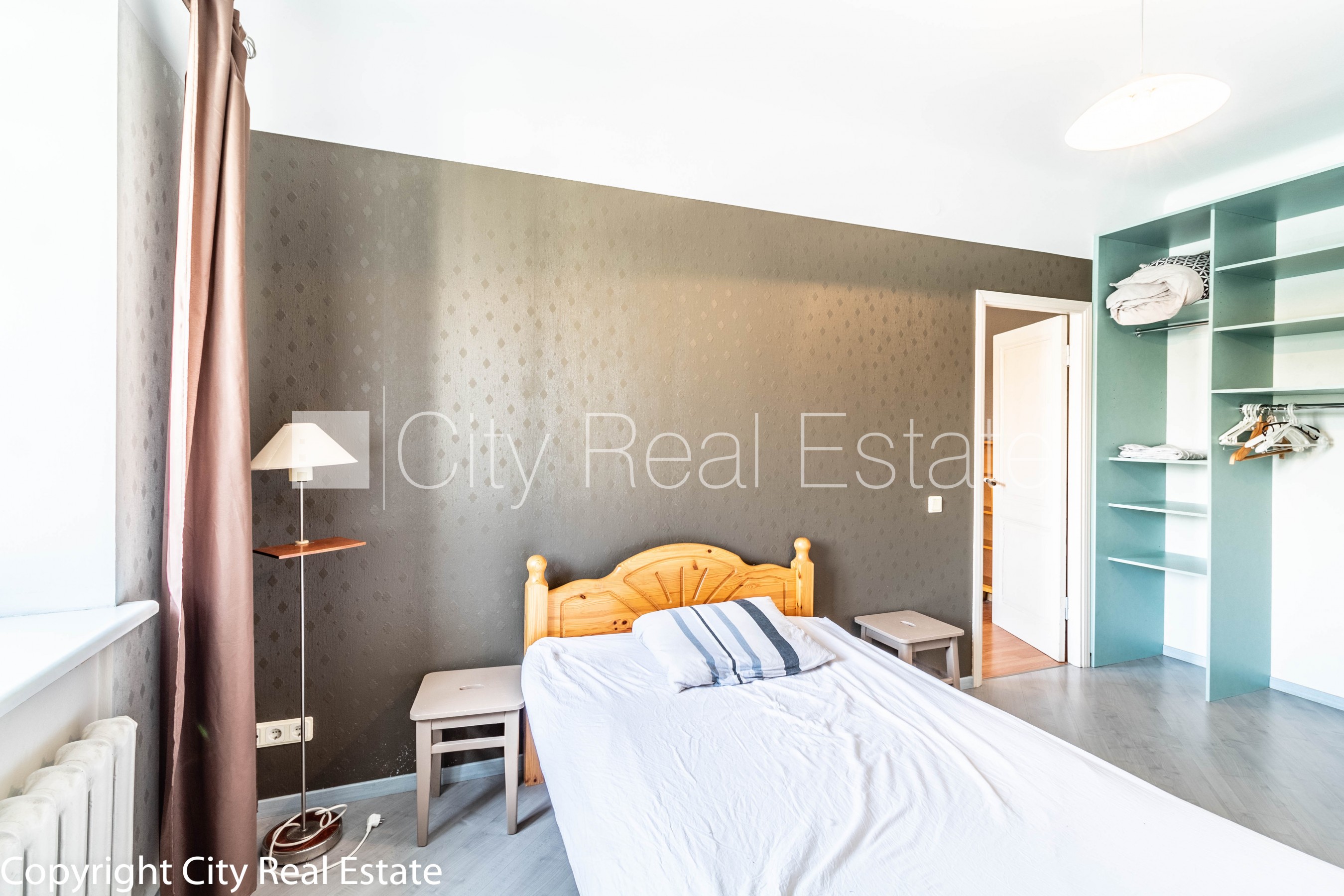 Sludinājumi. Fasādes māja, renovēta māja, slēgts pagalms, ieeja no ielas, kāpņu telpa pēc kosmētiskā remonta, Cena: 470 EUR/mēn Foto #10