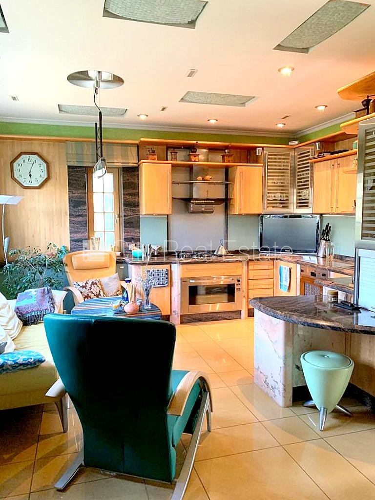 Sludinājumi. Privātmāja, jaunceltne, labiekārtota apzaļumota teritorija 2400 m2, bruģēts piebraucamais ceļš, Cena: 2500 EUR/mēn Foto #10