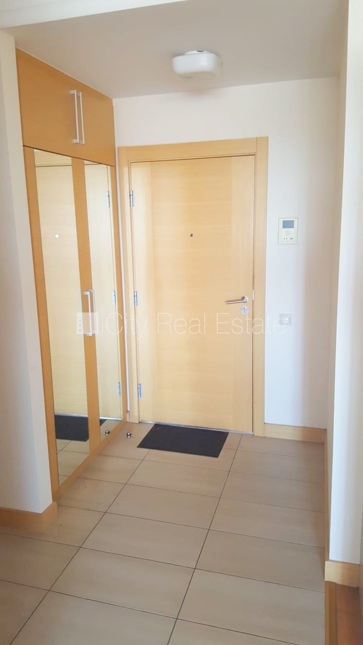 Sludinājumi. Projekts - Panorama Plaza, jaunceltne, slēgta teritorija, ieeja no ielas, ir lifts, logi vērsti uz Cena: 700 EUR/mēn Foto #9