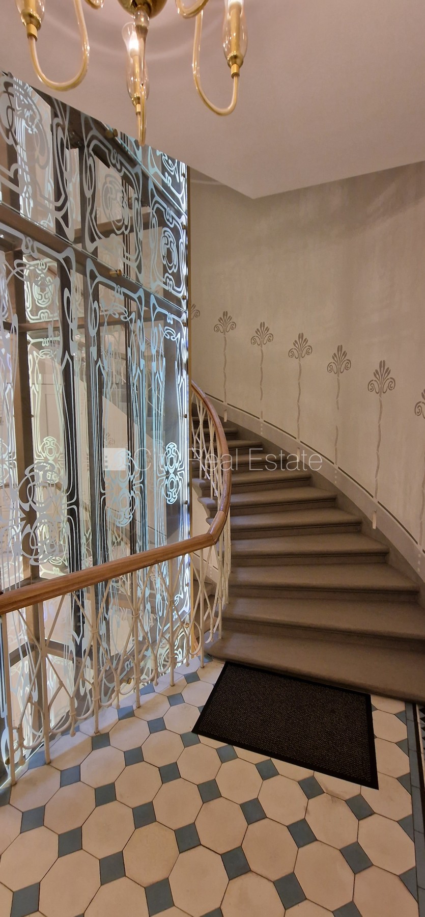 Объявление. Проект - Residence Lumiere (Ресиденце Лумиере), реновированный дом, закрытый двор, возможность Цена: 1600 EUR/мес. Foto #11