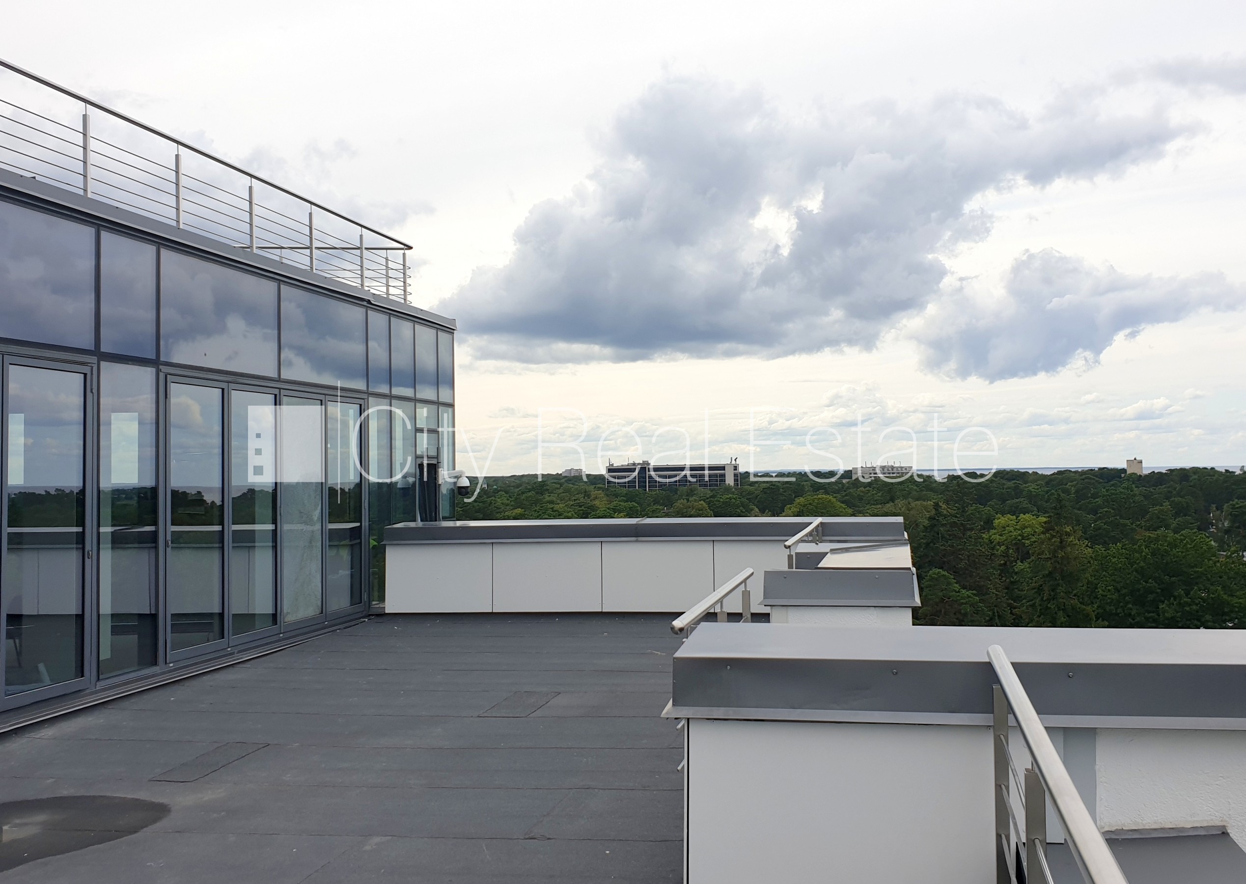 Объявление. Земля в собственности, новостройка, монолитные бетонные стены, благоустроенная озеленённая Цена: 341000 EUR Foto #8