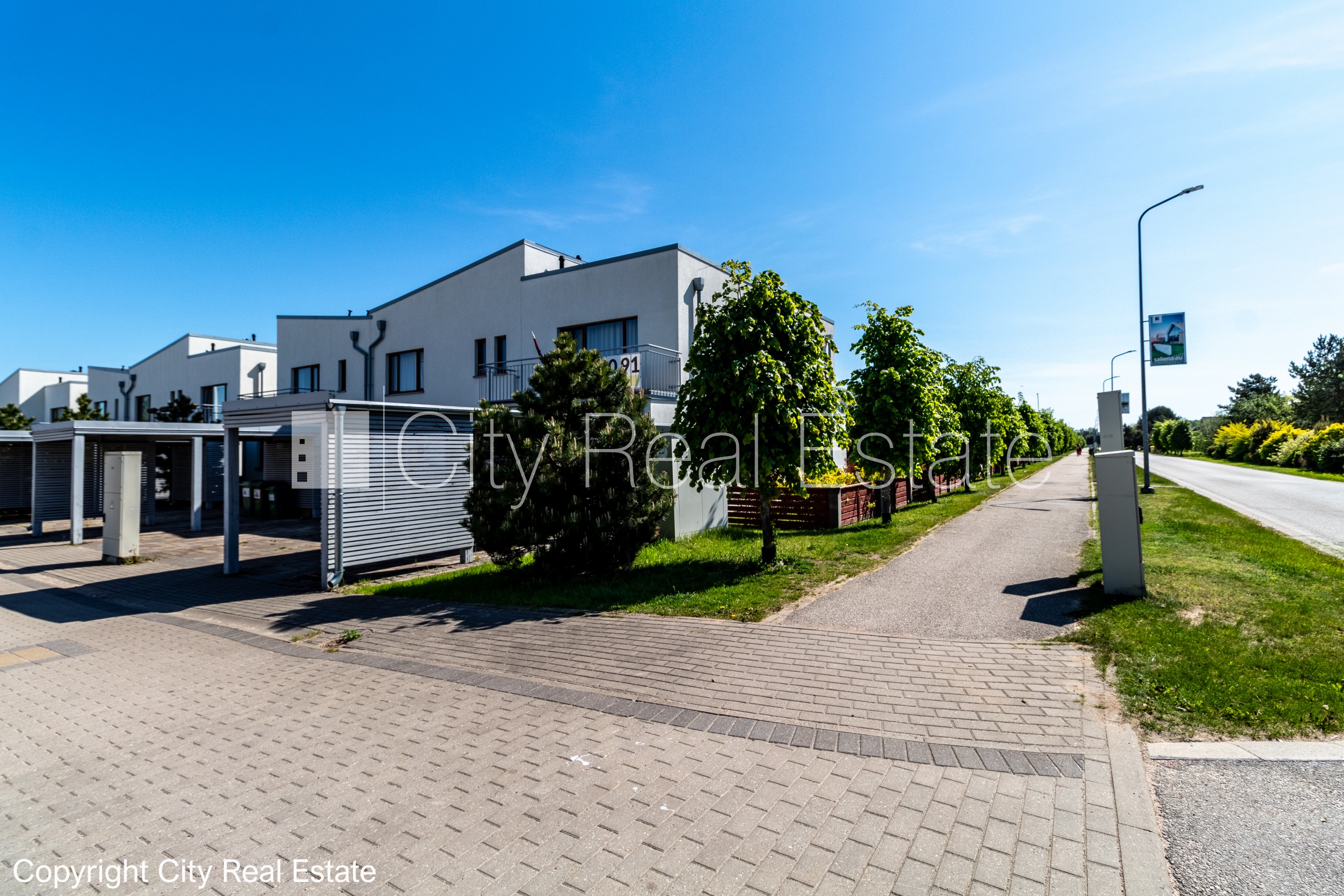 Sludinājumi. Zeme īpašumā, privātmāja, rindu māja, jaunceltne, zaļā teritorija 345 m2, labiekārtota apzaļumota Cena: 380000 EUR Foto #24