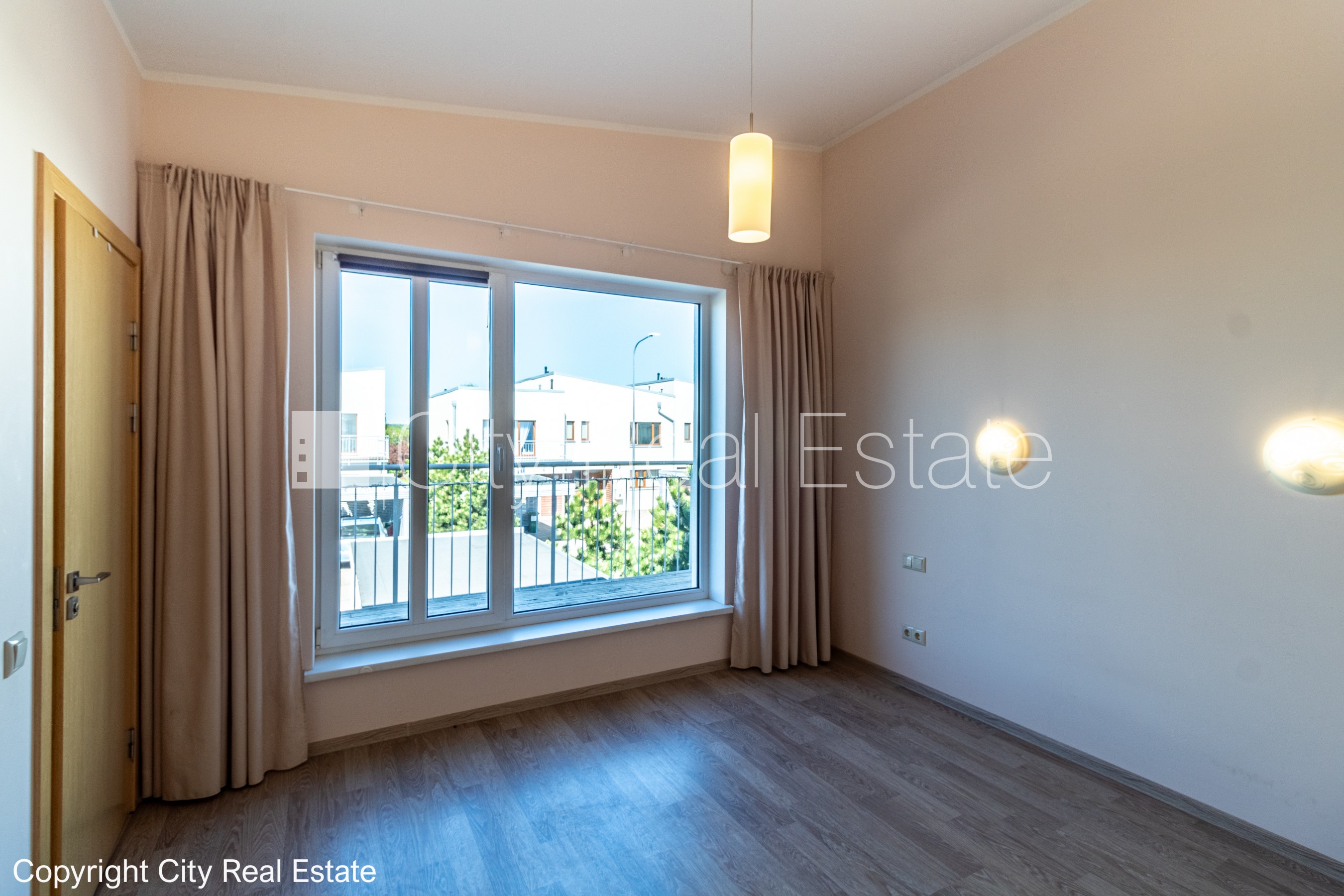 Sludinājumi. Zeme īpašumā, privātmāja, rindu māja, jaunceltne, zaļā teritorija 345 m2, labiekārtota apzaļumota Cena: 380000 EUR Foto #10