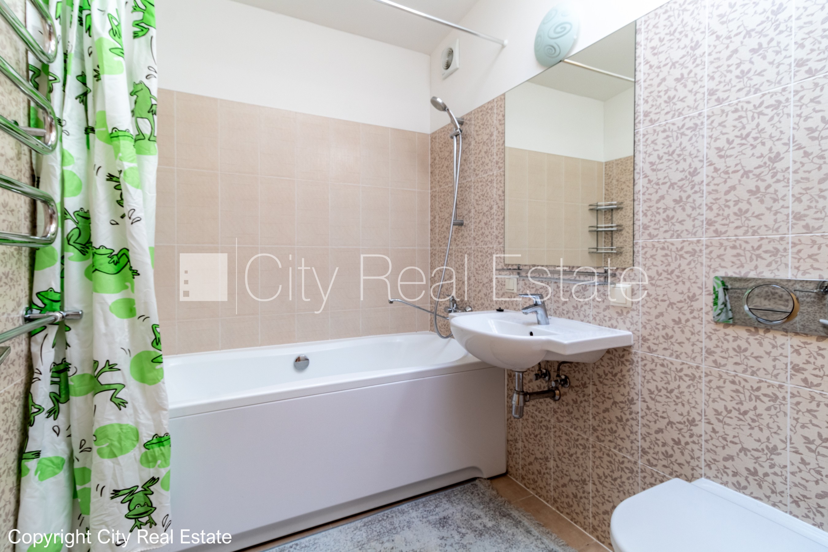 Sludinājumi. Zeme īpašumā, privātmāja, rindu māja, jaunceltne, zaļā teritorija 345 m2, labiekārtota apzaļumota Cena: 380000 EUR Foto #16