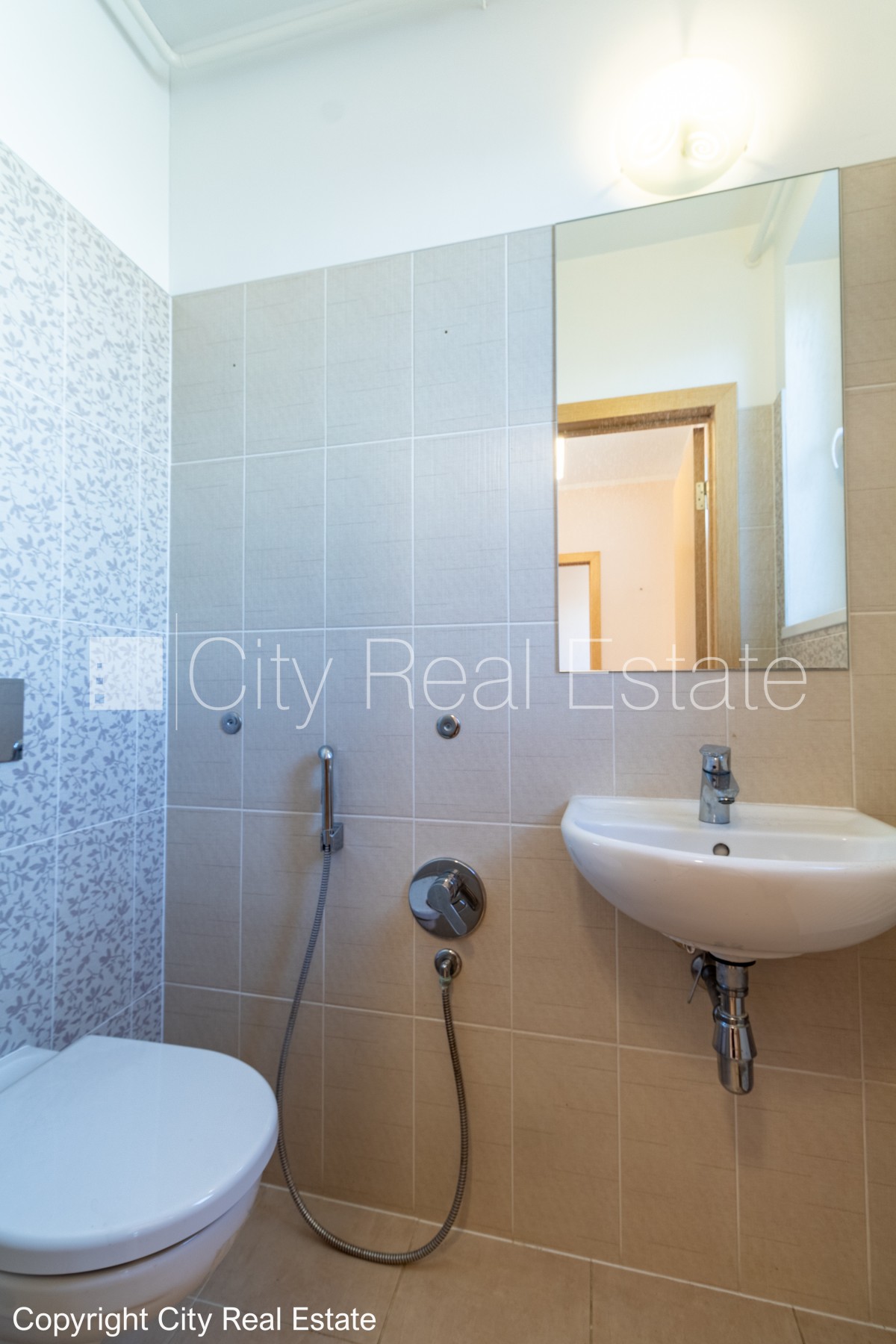 Sludinājumi. Zeme īpašumā, privātmāja, rindu māja, jaunceltne, zaļā teritorija 345 m2, labiekārtota apzaļumota Cena: 380000 EUR Foto #19