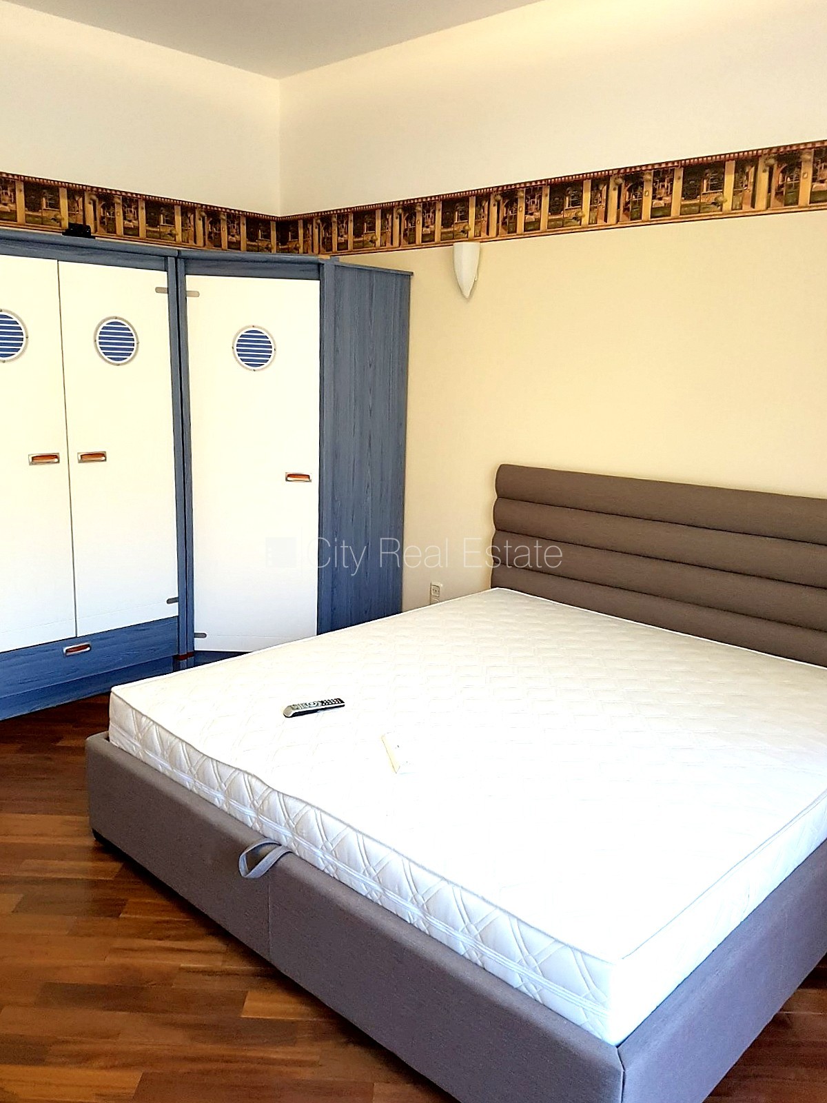 Sludinājumi. Projekts - Jūras Pils, zeme īpašumā, jaunceltne, pagalma māja, labiekārtots apzaļumots pagalms, Cena: 550000 EUR Foto #6