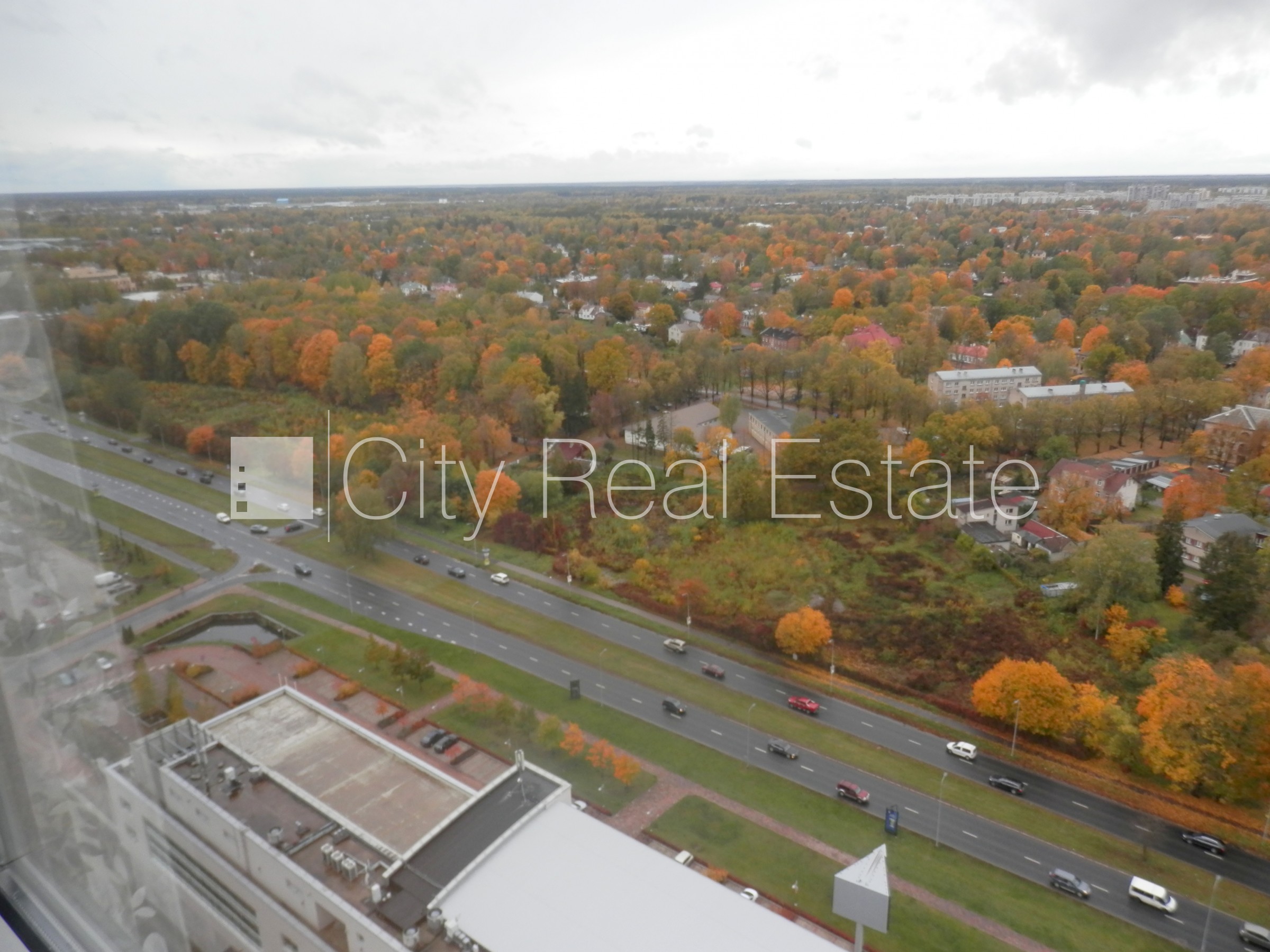 Sludinājumi. Projekts - Panorama Plaza, jaunceltne, teritorijas iebrauktuves vārti aprīkoti ar automatizētu Cena: 930 EUR/mēn Foto #3