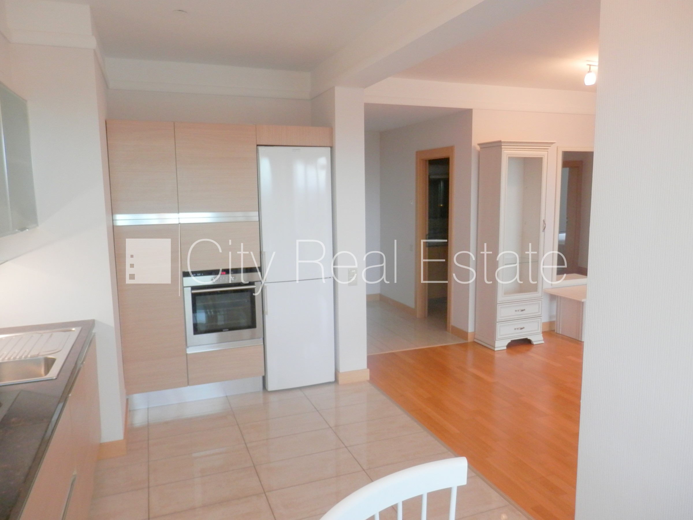 Sludinājumi. Projekts - Panorama Plaza, jaunceltne, teritorijas iebrauktuves vārti aprīkoti ar automatizētu Cena: 930 EUR/mēn Foto #9