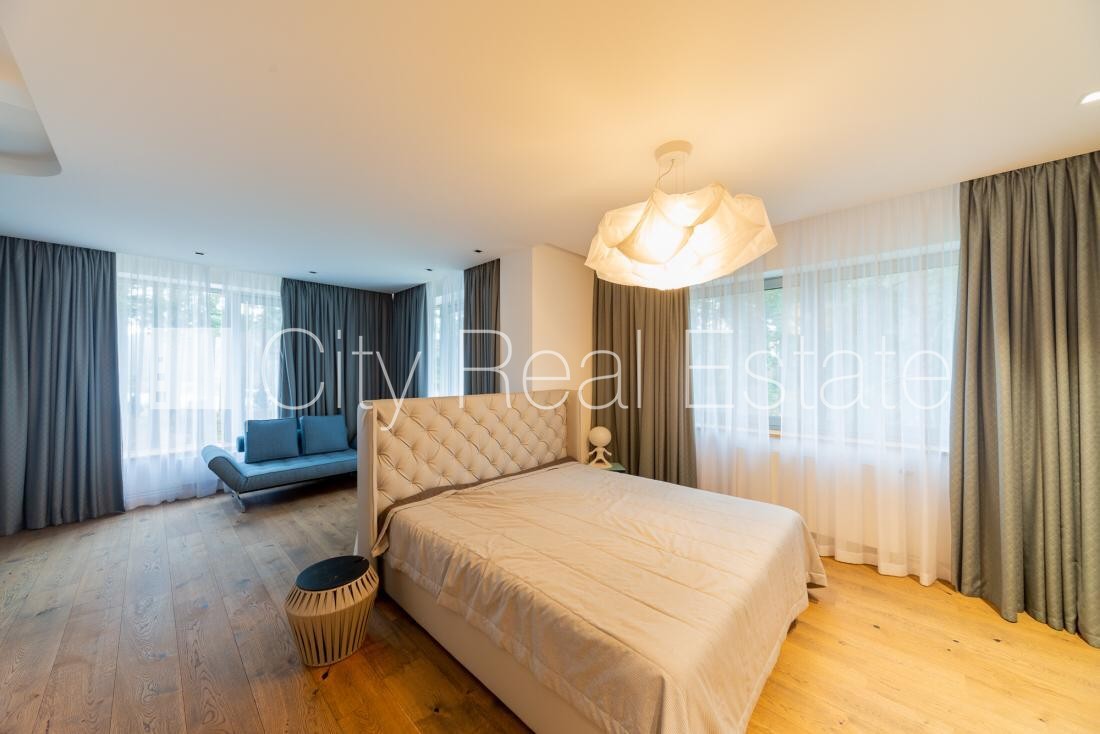 Sludinājumi. Privātmāja, labiekārtota apzaļumota teritorija, iežogota teritorija, vieta automašīnai, terase, Cena: 3000 EUR/mēn Foto #18