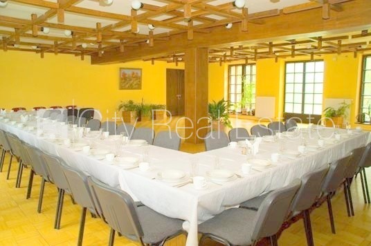 Sludinājumi. Viesu māja, renovēta māja, nomainītas inženierkomunikācijas, ķieģeļu mūra sienas, labiekārtota Cena: 350000 EUR Foto #4