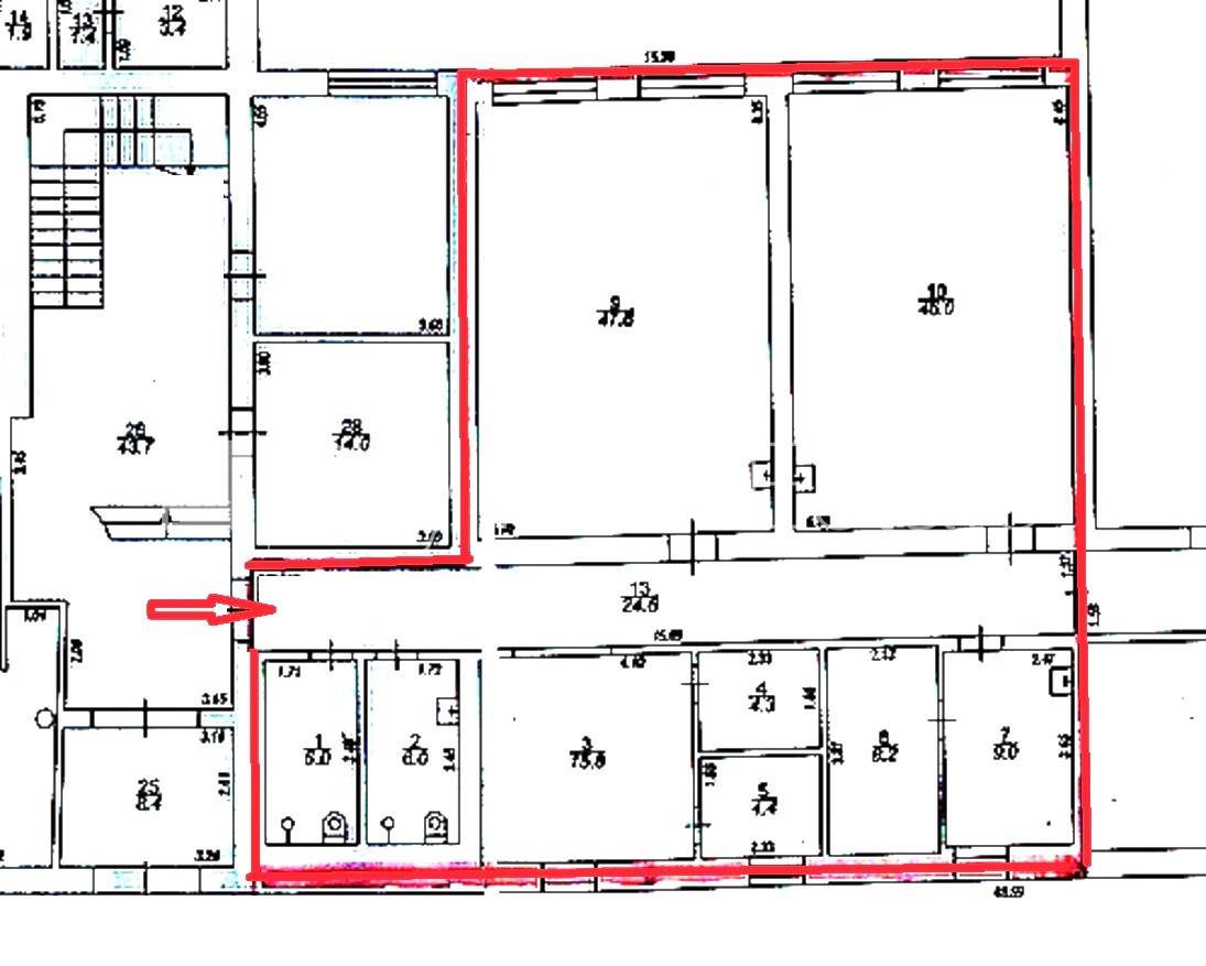 Sludinājumi. Fasādes māja, renovēta māja, vieta vairākām automašīnām, ieeja no ielas, logi vērsti mājas abās Cena: 1630 EUR/mēn Foto #16