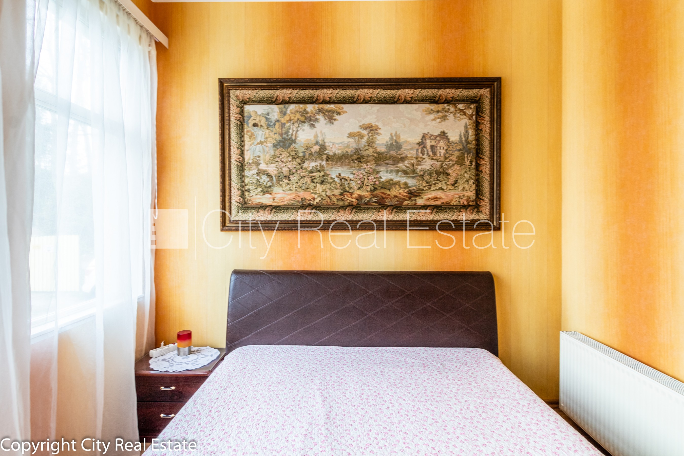 Sludinājumi. Labiekārtota apzaļumota teritorija, guļamistabu skaits 3 gab., gāzes apkure, restaurēti, atjaunoti Cena: 2500 EUR/mēn Foto #6